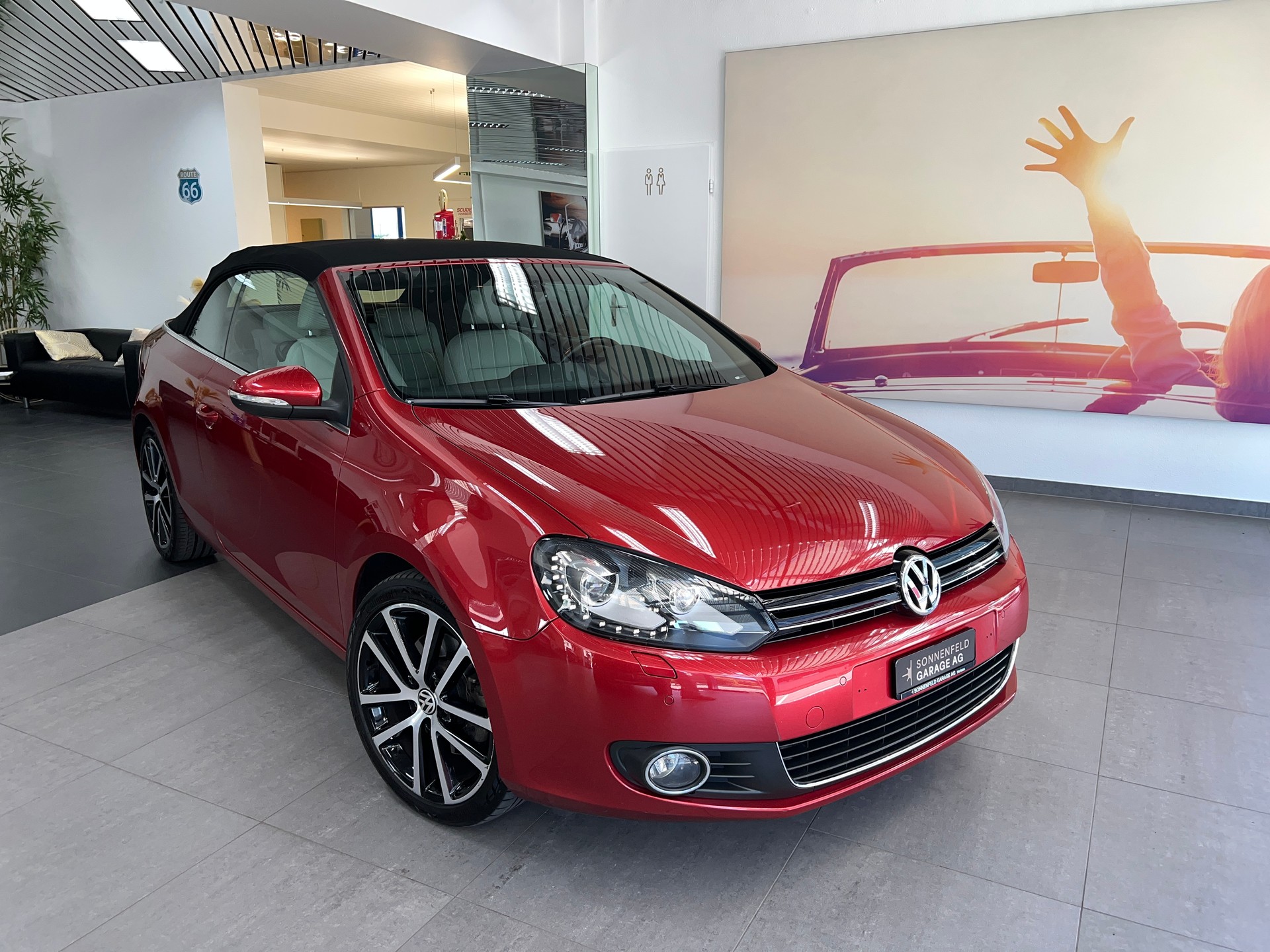 VW Golf Cabrio 1.4 TSI DSG-image-4