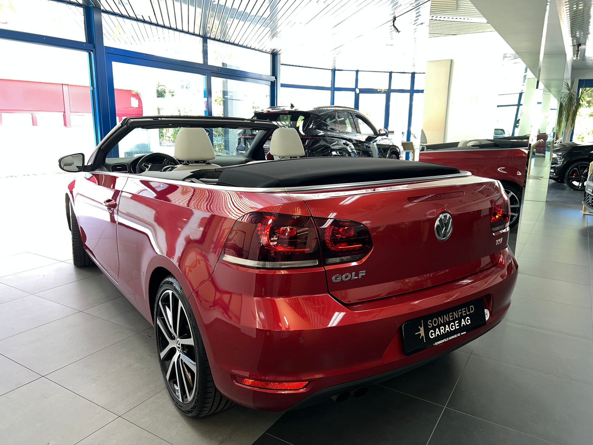 VW Golf Cabrio 1.4 TSI DSG-showroom-element-2