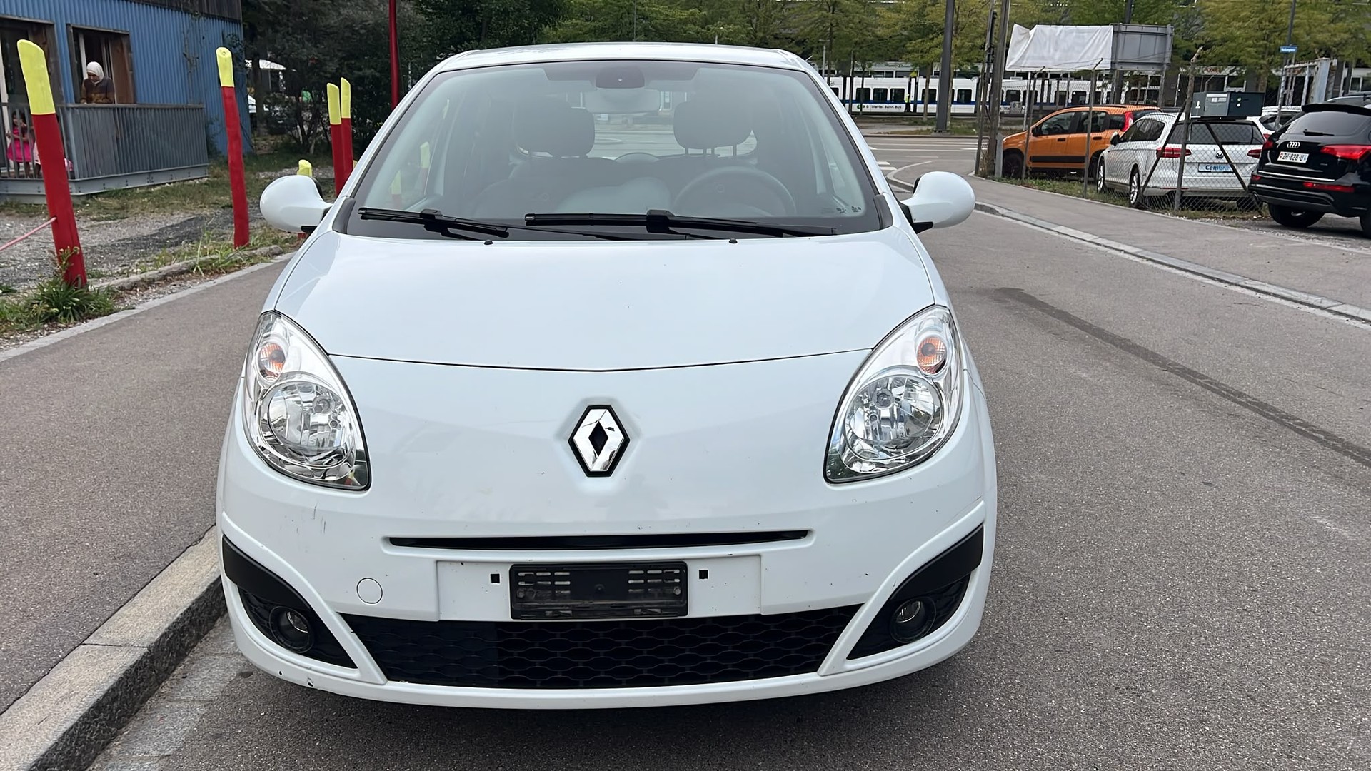 RENAULT Twingo 1.2 Authentique-image-1