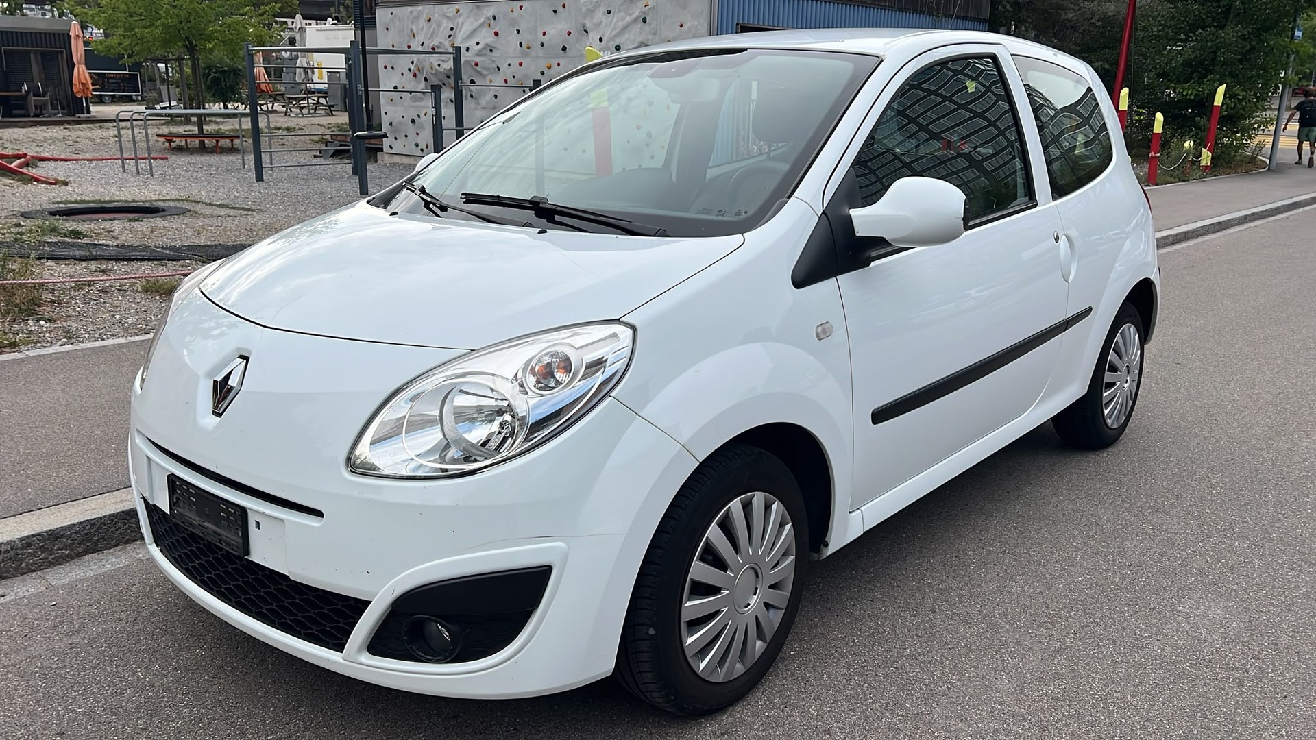 RENAULT Twingo 1.2 Authentique-image-0