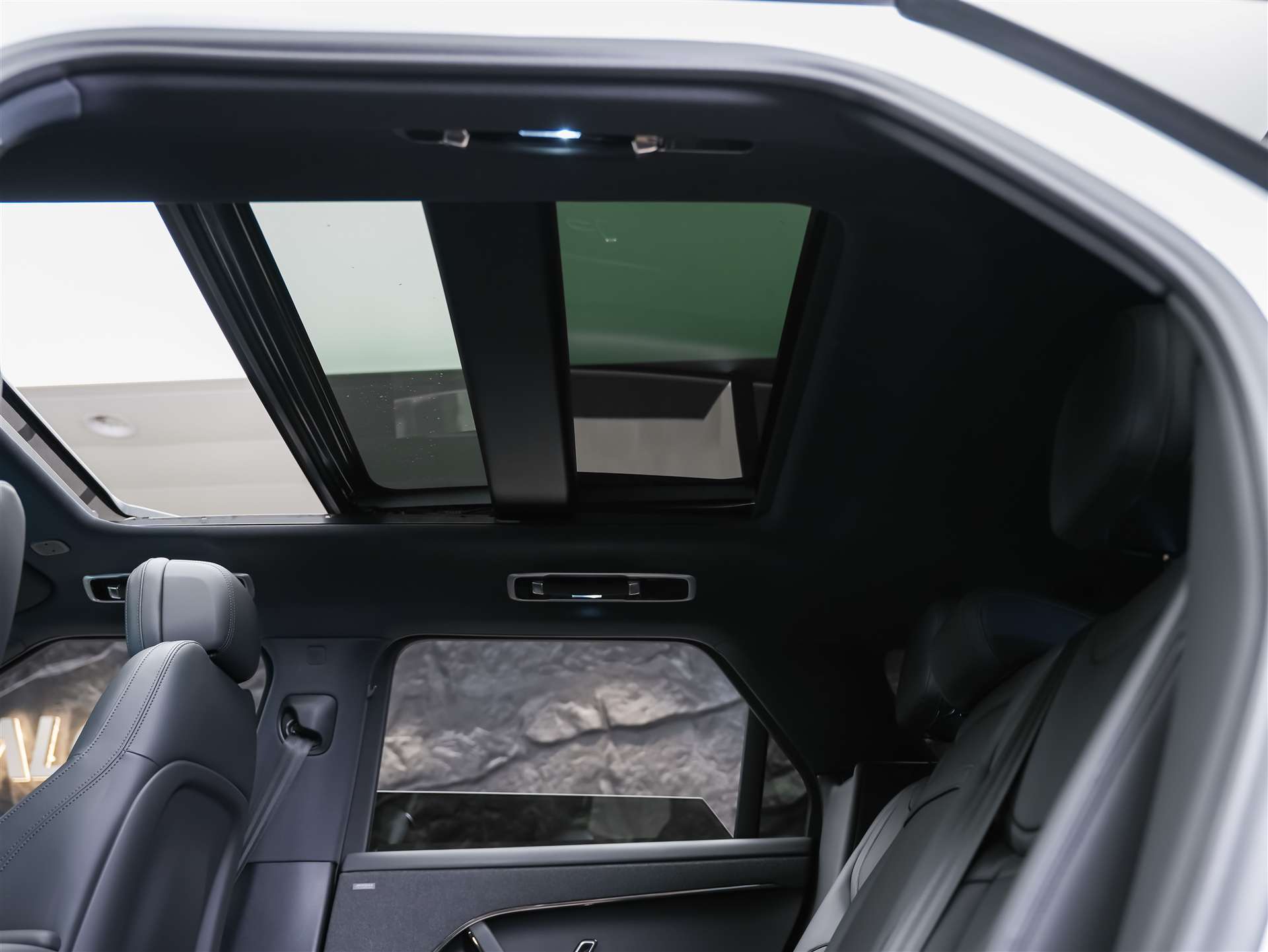 LAND ROVER Range Rover Sport 3.0 I6 300 SE Dynamic *Werksgarantie*24" Felgen*Panorama*Luftfahrwerk*360°*-image-12