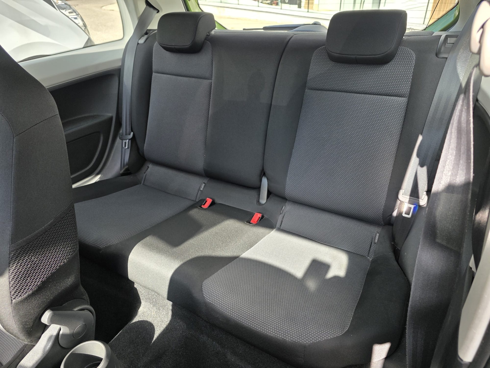 SKODA Citigo 1.0 G-tec Style-image-9