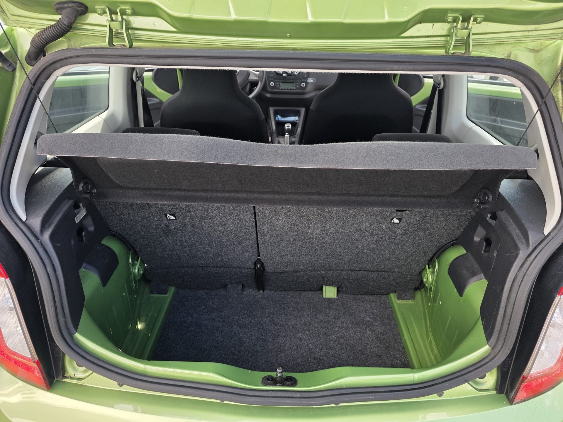 SKODA Citigo 1.0 G-tec Style-image-11