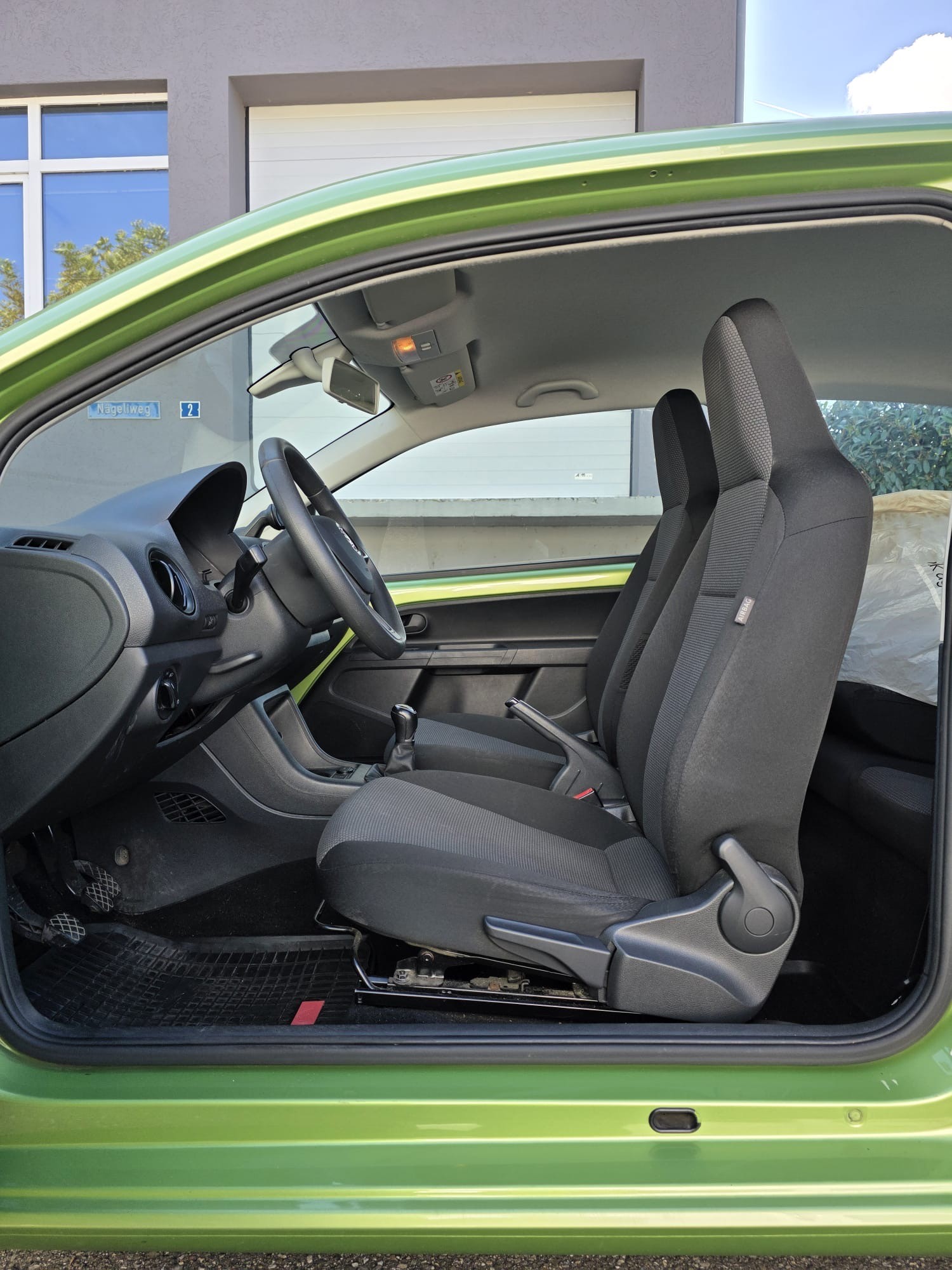 SKODA Citigo 1.0 G-tec Style-image-6