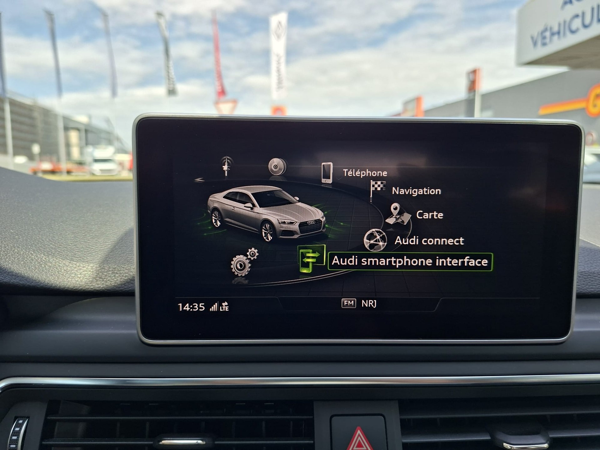 AUDI A5 Coupé 2.0 TFSI quattro S-tronic-image-14