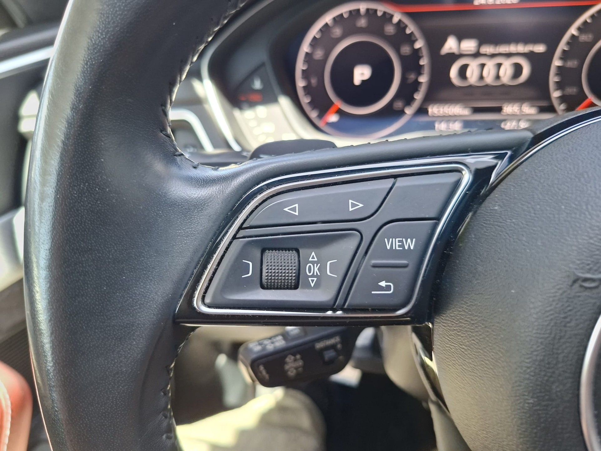 AUDI A5 Coupé 2.0 TFSI quattro S-tronic-image-10