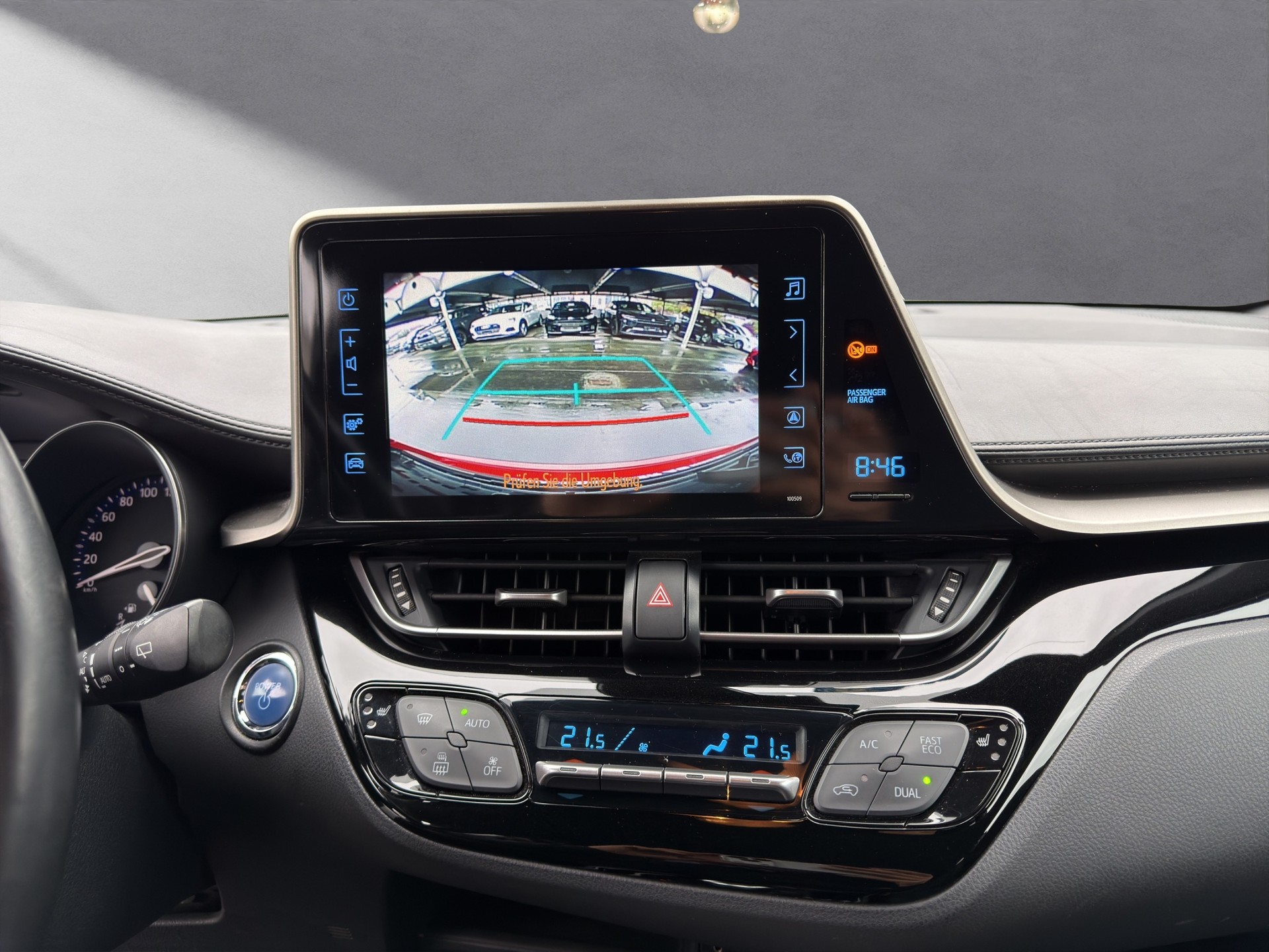 TOYOTA C-HR 1.8 VVTi HSD Trend-image-6