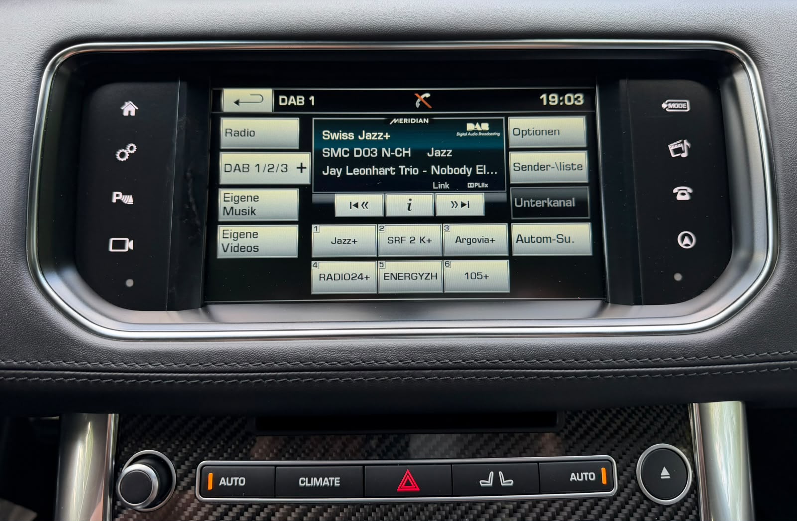 LAND ROVER Range Rover Sport 5.0 V8 SVR-image-23