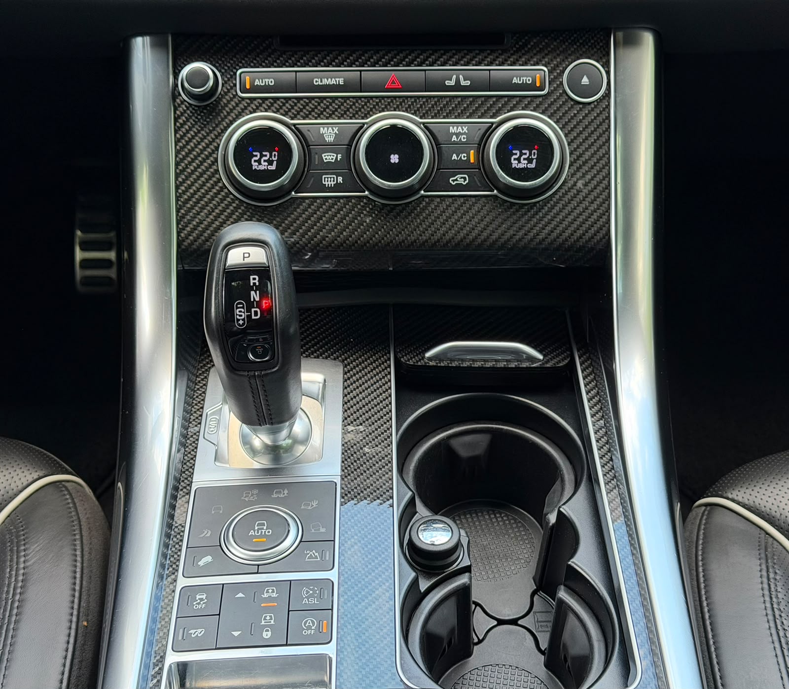 LAND ROVER Range Rover Sport 5.0 V8 SVR-image-24