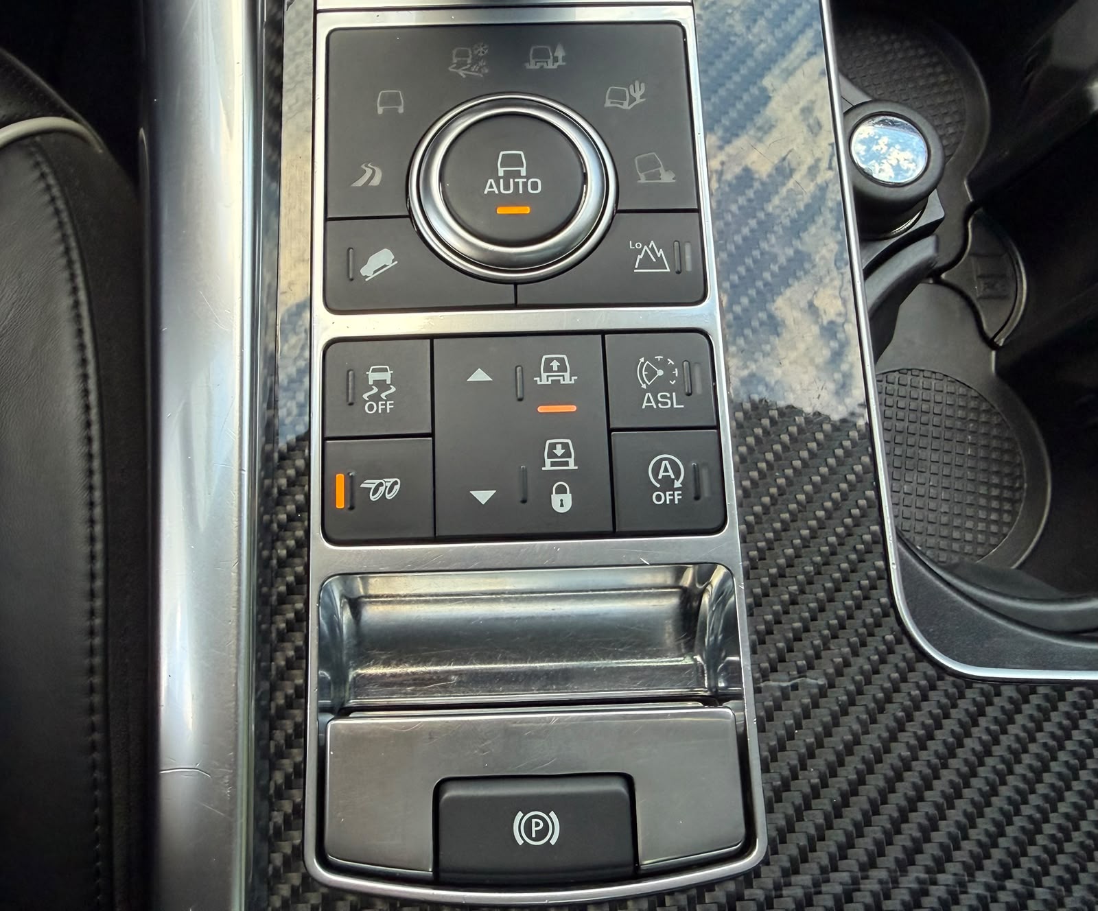 LAND ROVER Range Rover Sport 5.0 V8 SVR-image-26