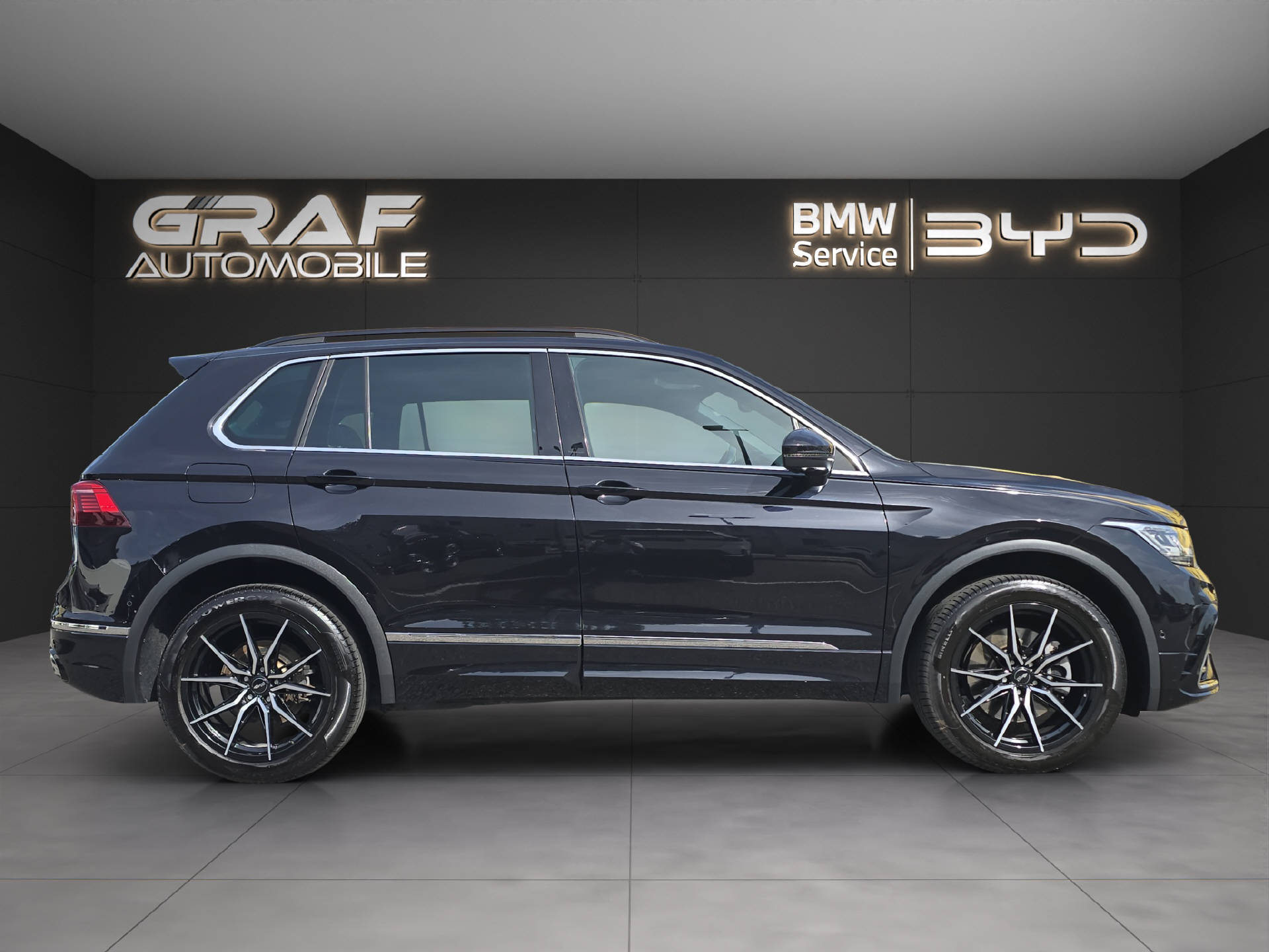 VW Tiguan 1.4 TSI PHEV R-Line ** Frisch ab MFK & 12 Monate GARANTIE **-image-3