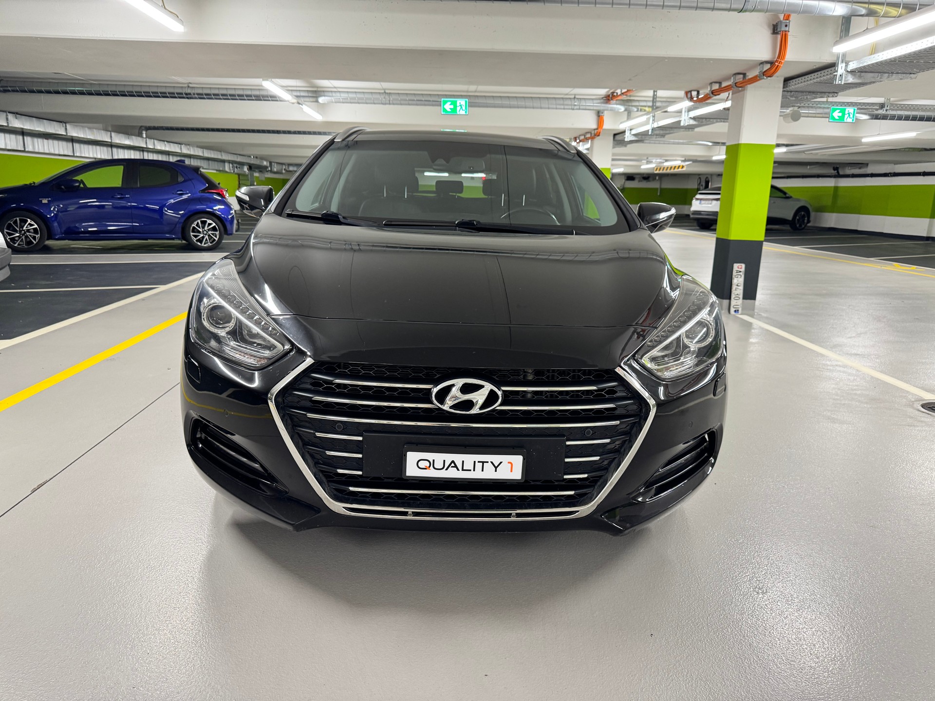 HYUNDAI i40 Wagon 1.7 CRDI Vertex Automatic-image-1