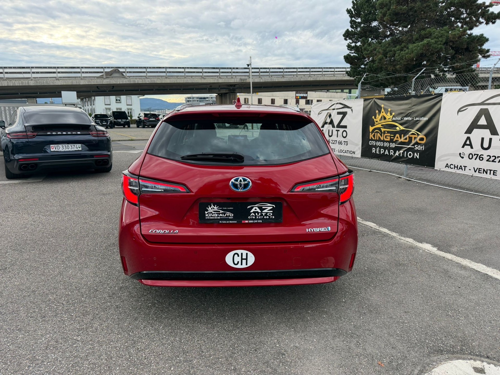TOYOTA Corolla Touring Sports 1.8 HSD Comfort e-CVT garantie 10 ans 🇨🇭-image-4