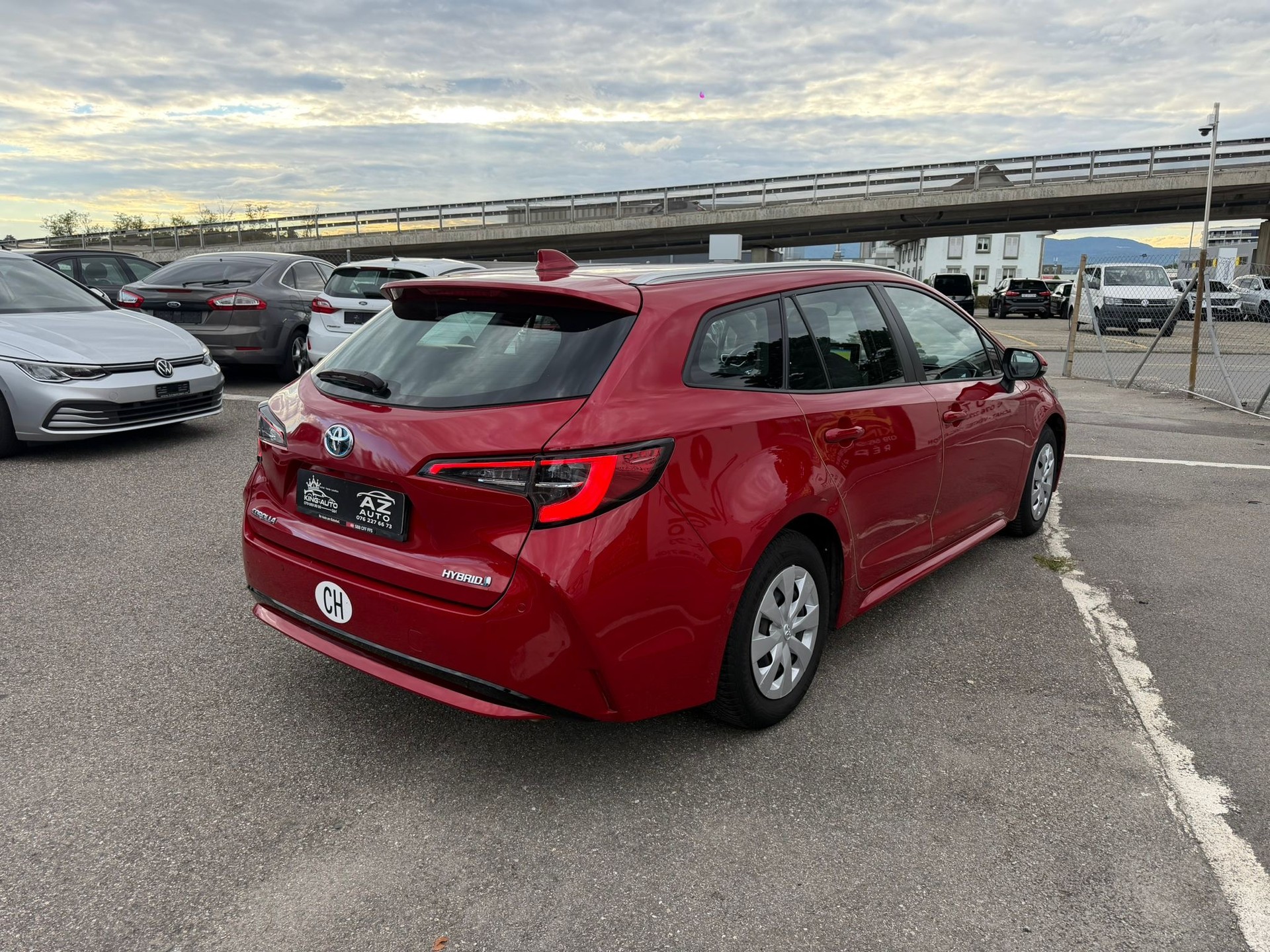 TOYOTA Corolla Touring Sports 1.8 HSD Comfort e-CVT garantie 10 ans 🇨🇭-image-5