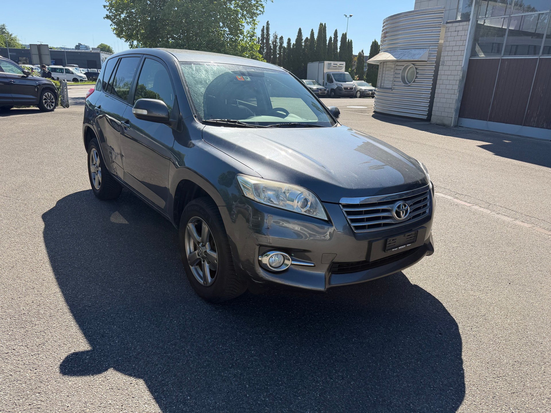 TOYOTA RAV-4 2.2D-4D Linea Sol-image-2