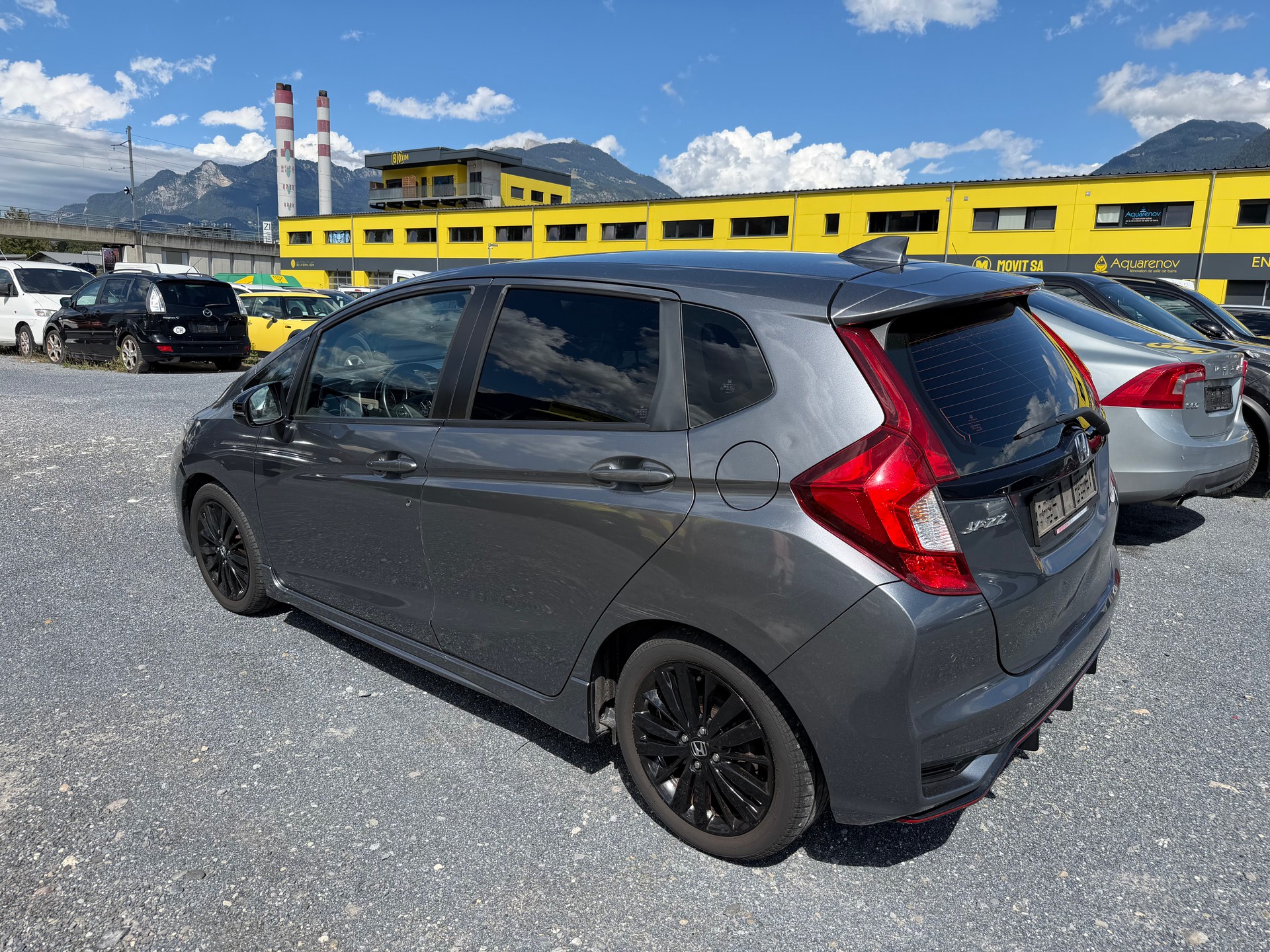 HONDA Jazz 1.5i-VTEC Dynamic CVT-image-1