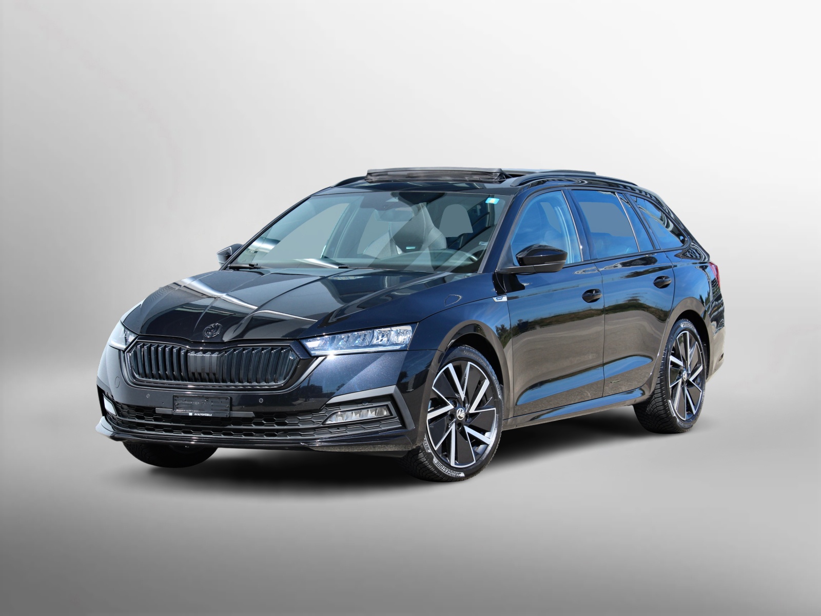 SKODA Octavia Combi 2.0 TSI SportLine DSG 4x4 190PS °Panorama-Glasdach °Standheizung °CH-Fahrzeug-image-0