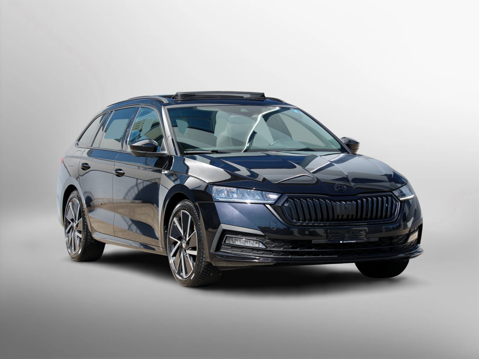 SKODA Octavia Combi 2.0 TSI SportLine DSG 4x4 190PS °Panorama-Glasdach °Standheizung °CH-Fahrzeug-image-7
