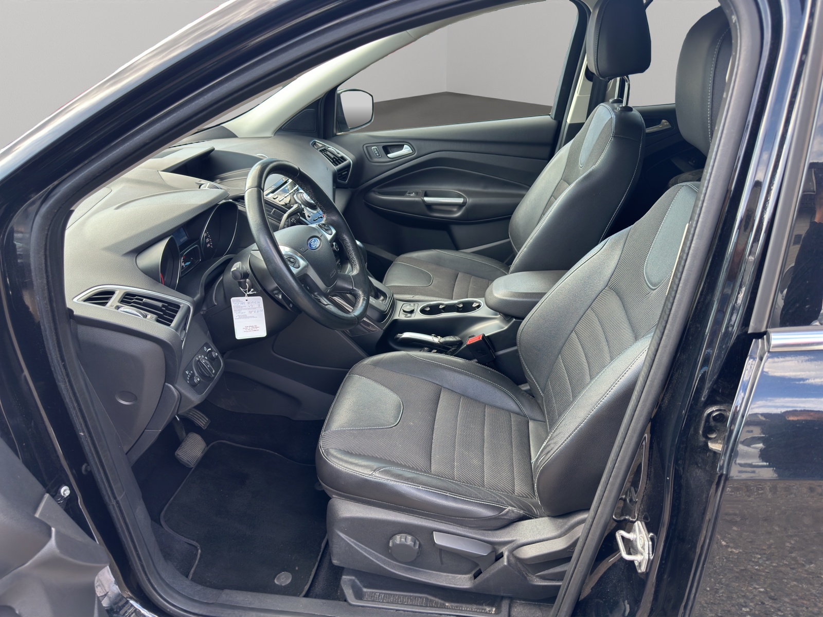 FORD Kuga 2.0 TDCi Carving 4WD PowerShift-image-11