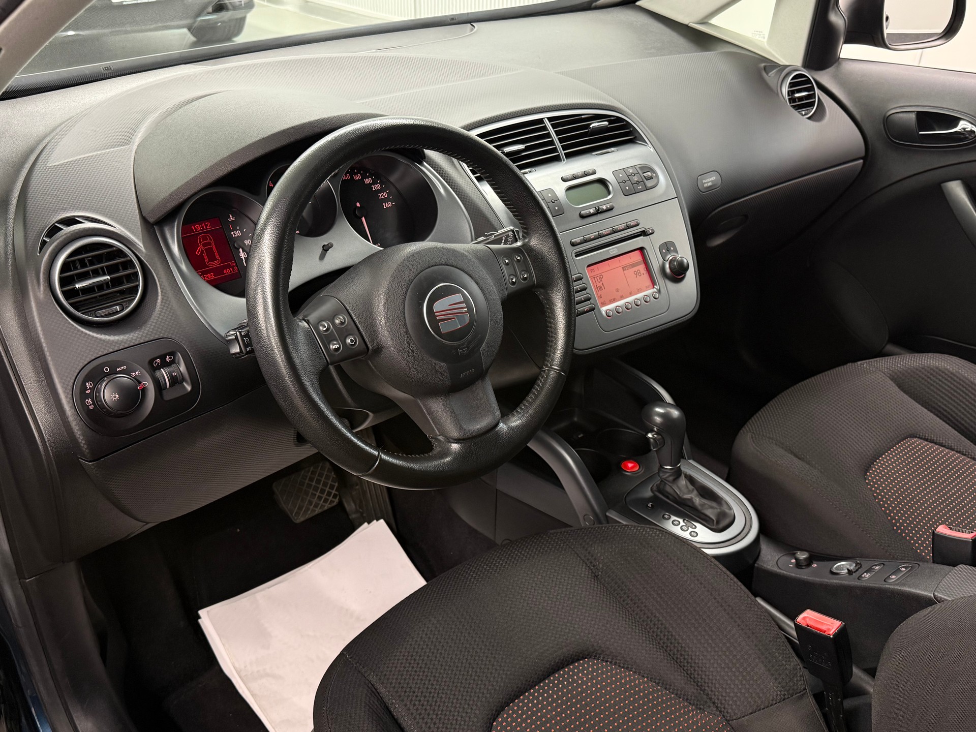 SEAT Altea XL 2.0 TDI Celebration DSG-image-7