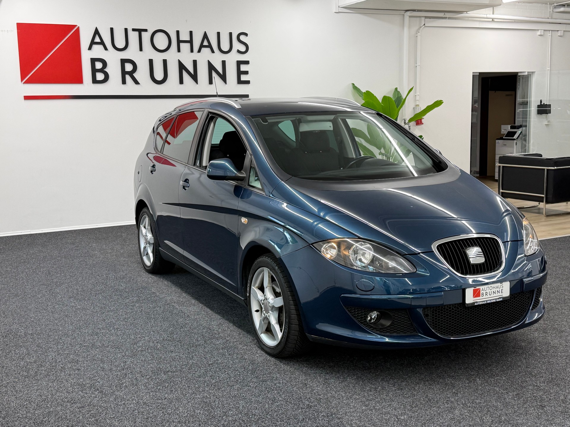 SEAT Altea XL 2.0 TDI Celebration DSG-showroom-element-2