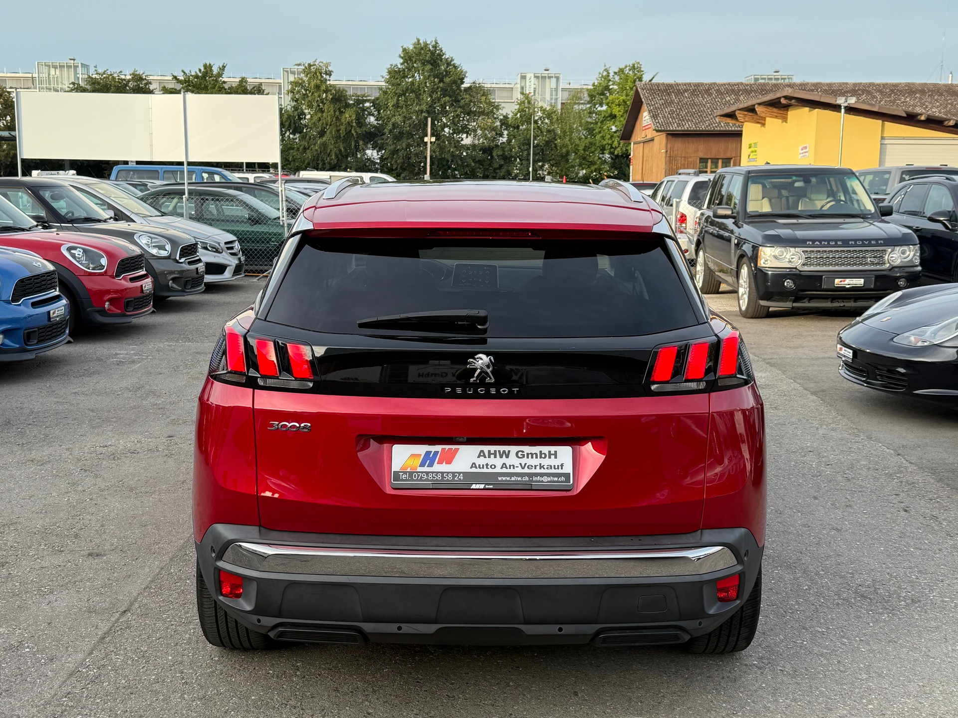PEUGEOT 3008 1.6 THP Allure EAT / Frisch ab MFK / 1 Jahr Garantie / AHK / Rückfahrkamera / Apple Carplay / Navi-image-4