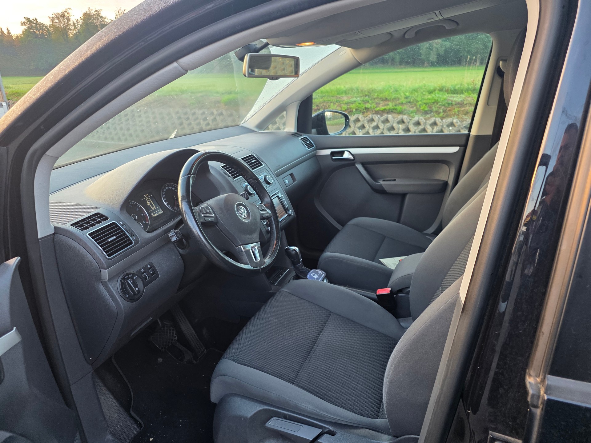 VW Touran 1.4 TSI Comfortline DSG-image-6