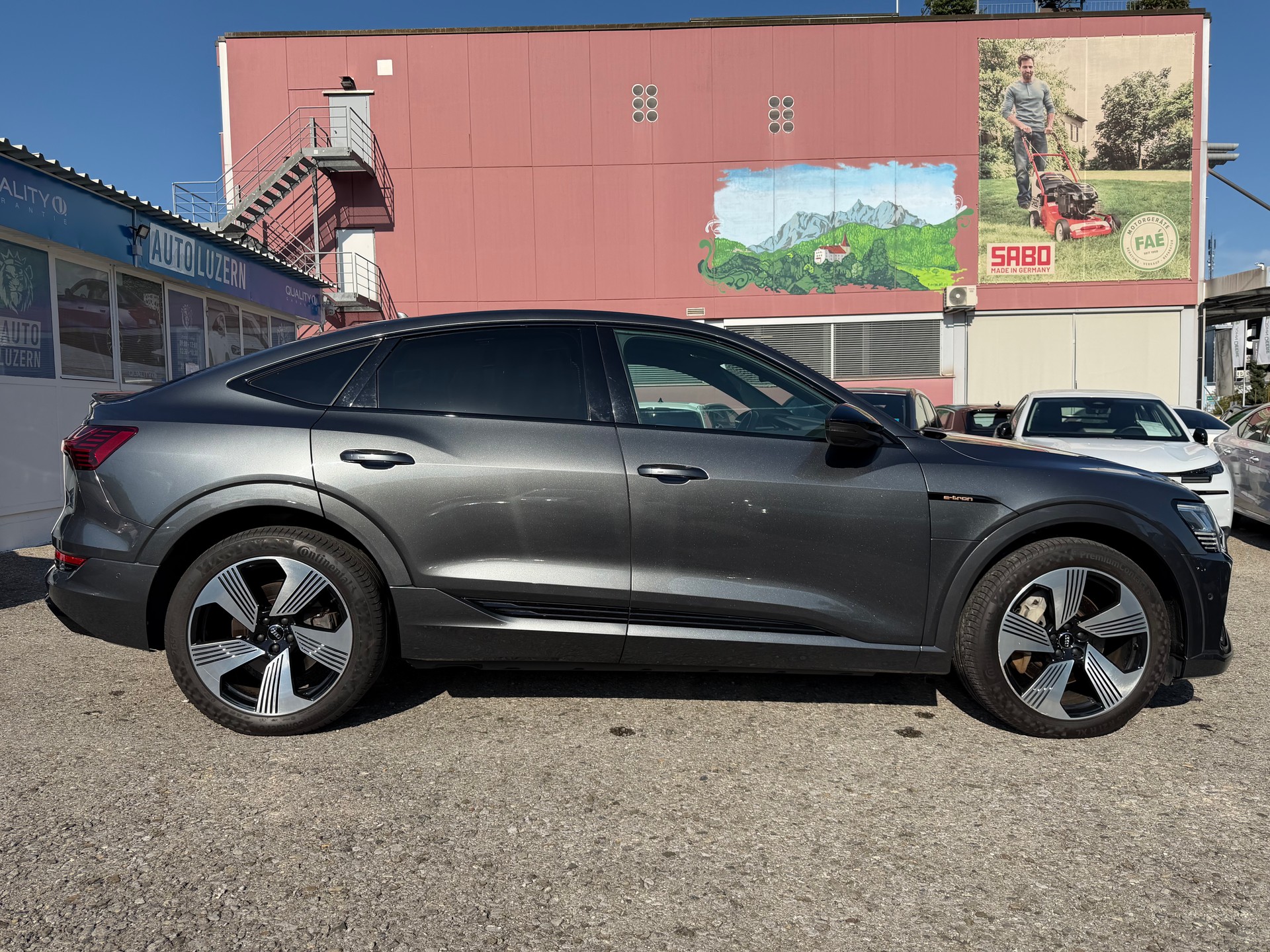AUDI e-tron 50 Sportback S Line quattro-image-7