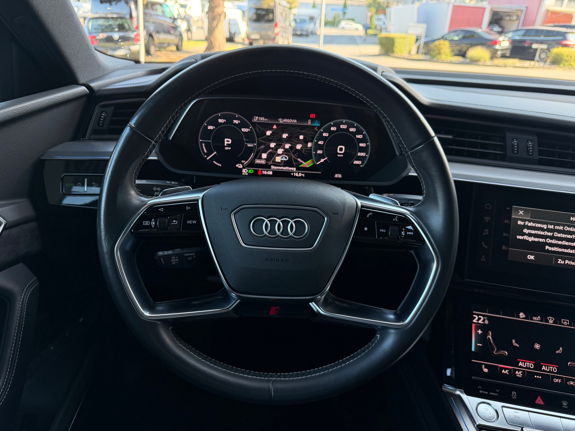 AUDI e-tron 50 Sportback S Line quattro-image-13