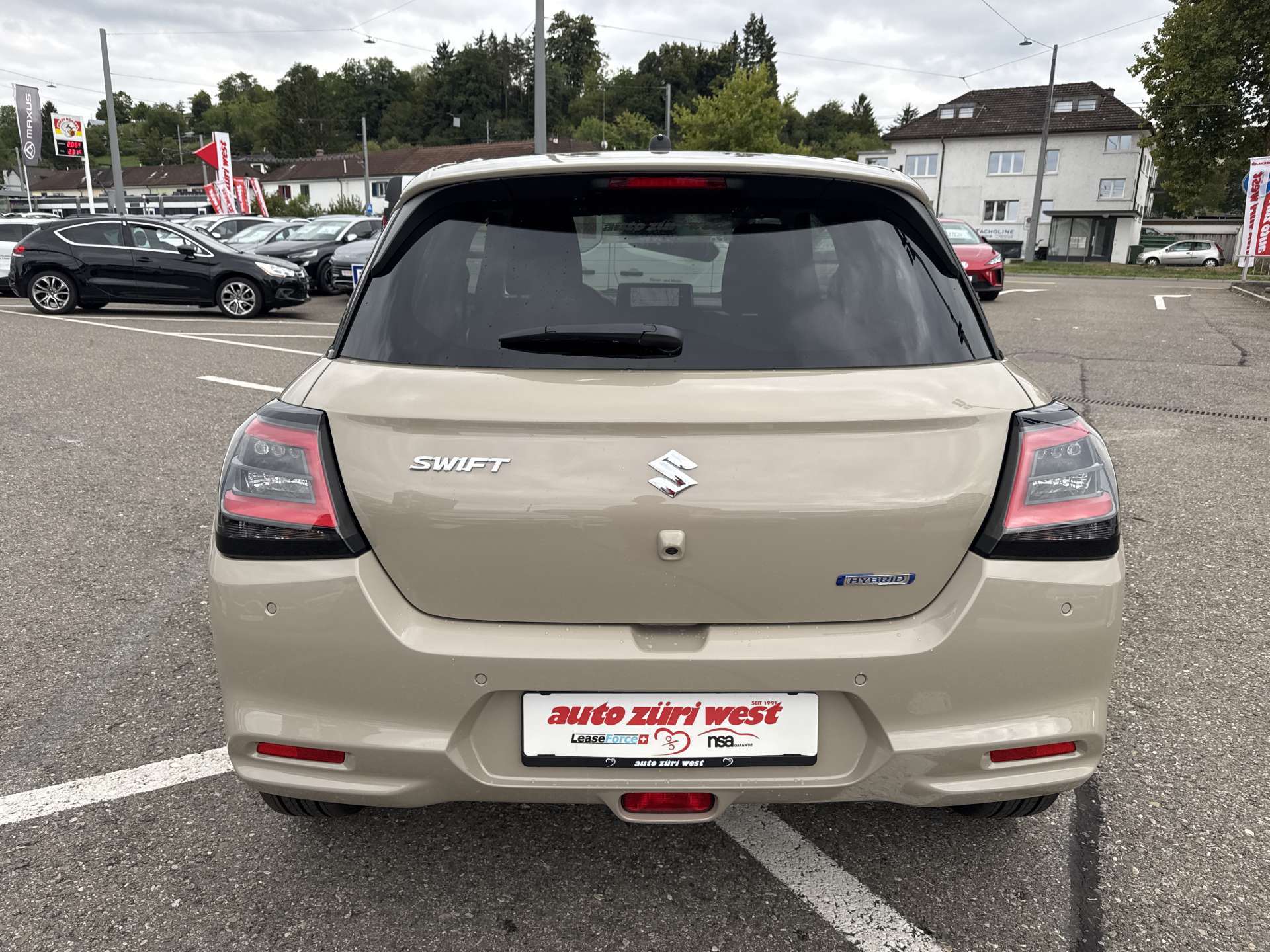 SUZUKI Swift 1.2 Compact Top Hybrid 4x4-image-14