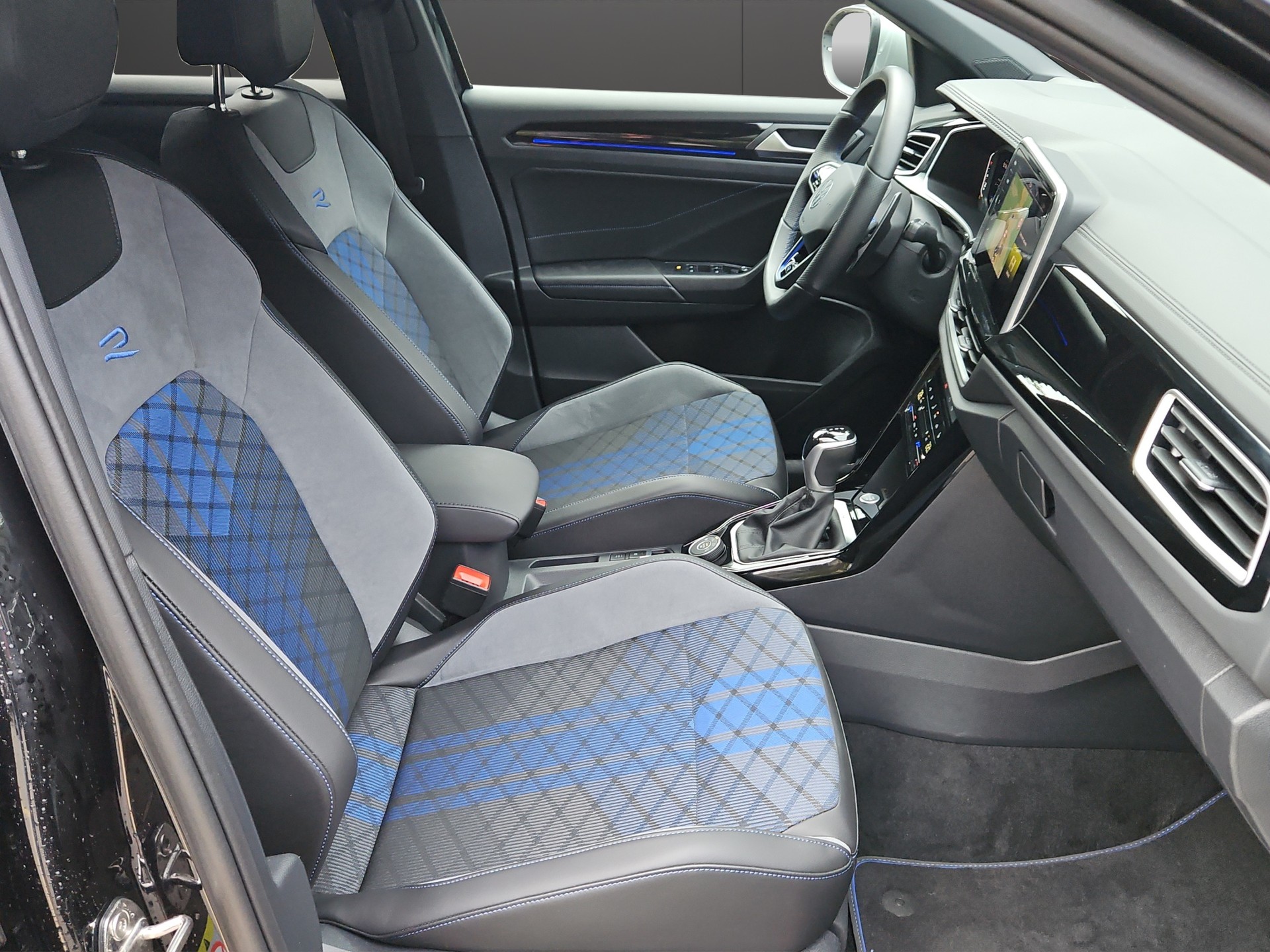 VW T-Roc 2.0 TSI R DSG 4Motion-image-14