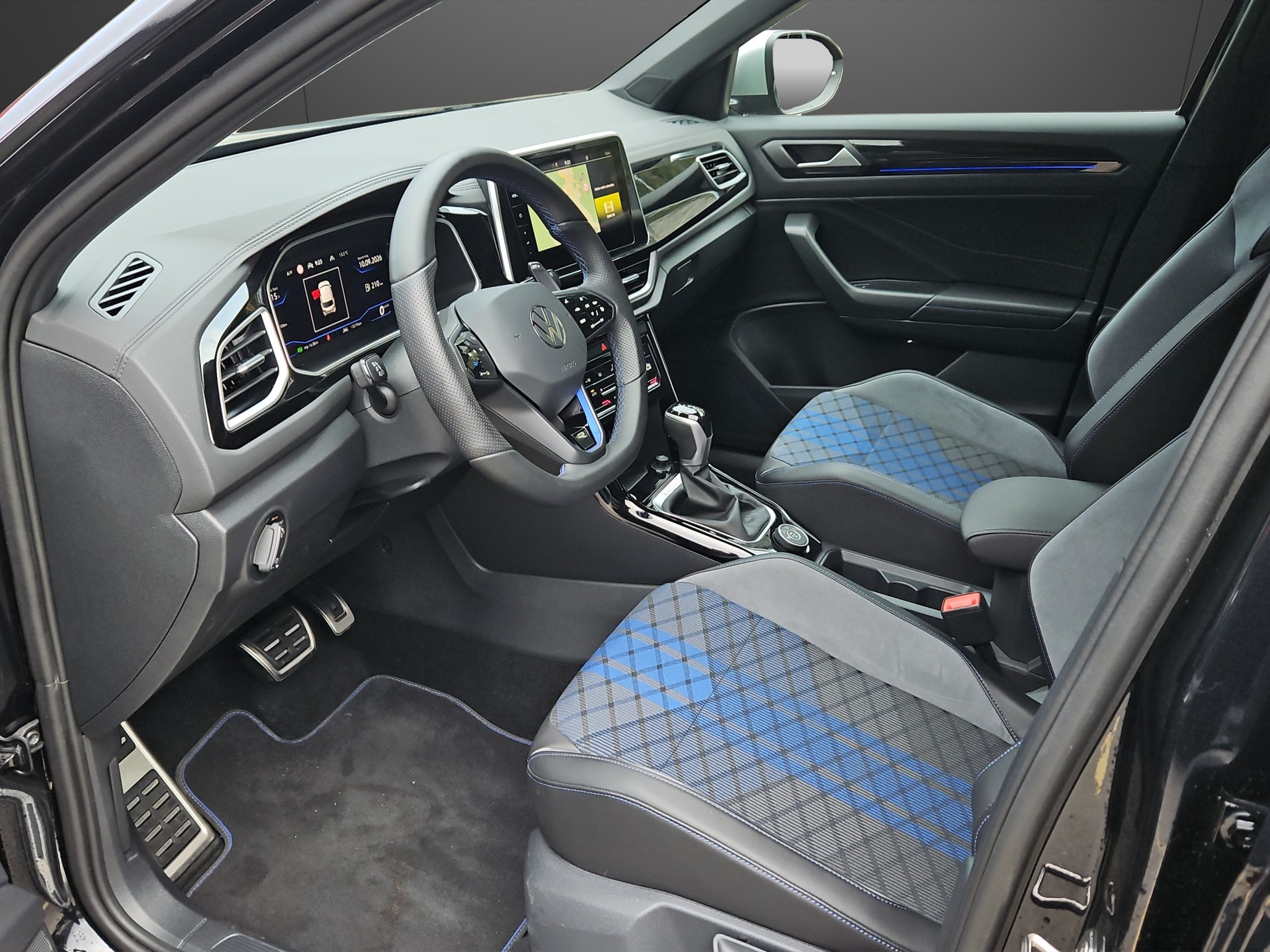 VW T-Roc 2.0 TSI R DSG 4Motion-image-9