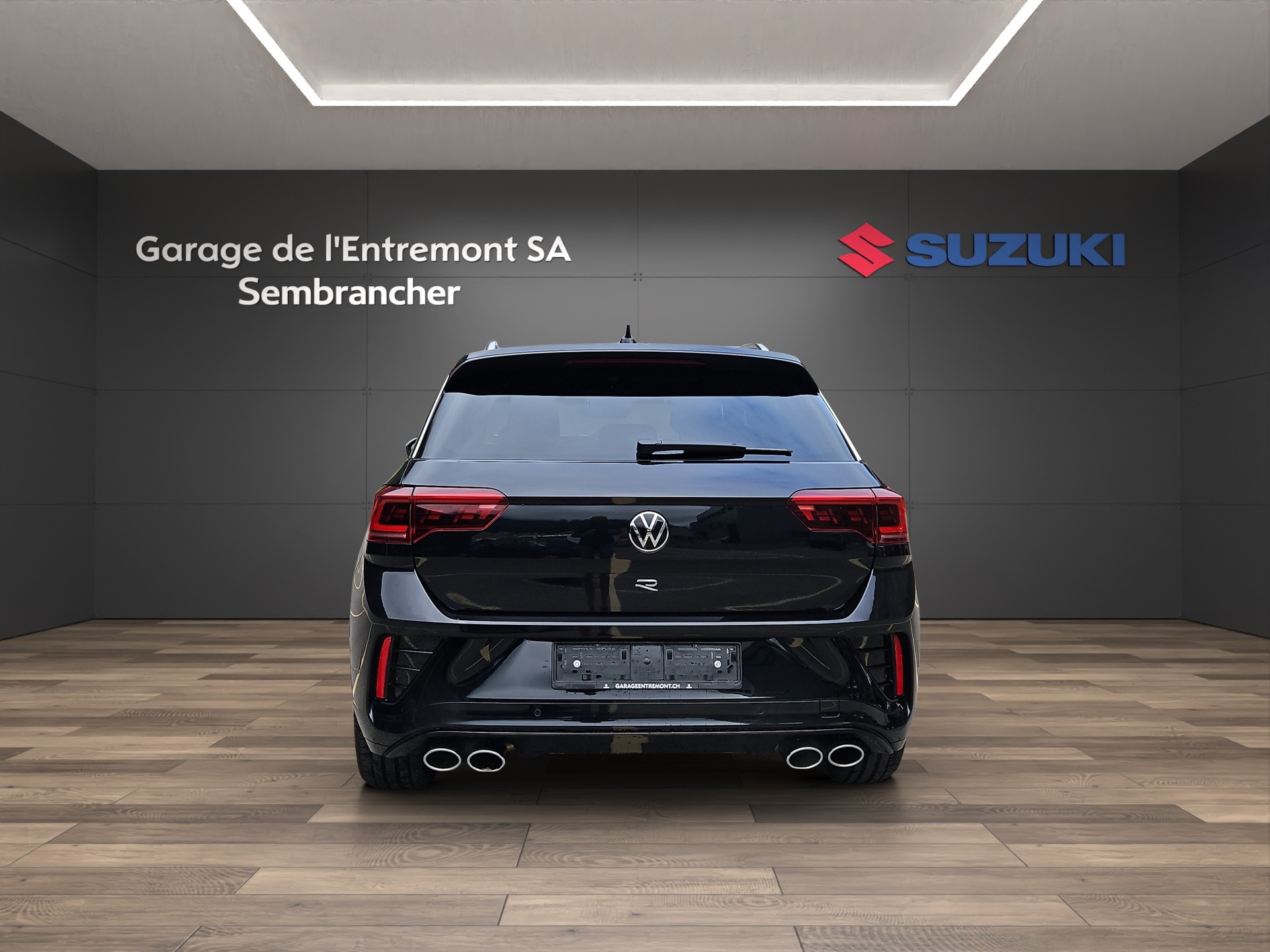 VW T-Roc 2.0 TSI R DSG 4Motion-image-4