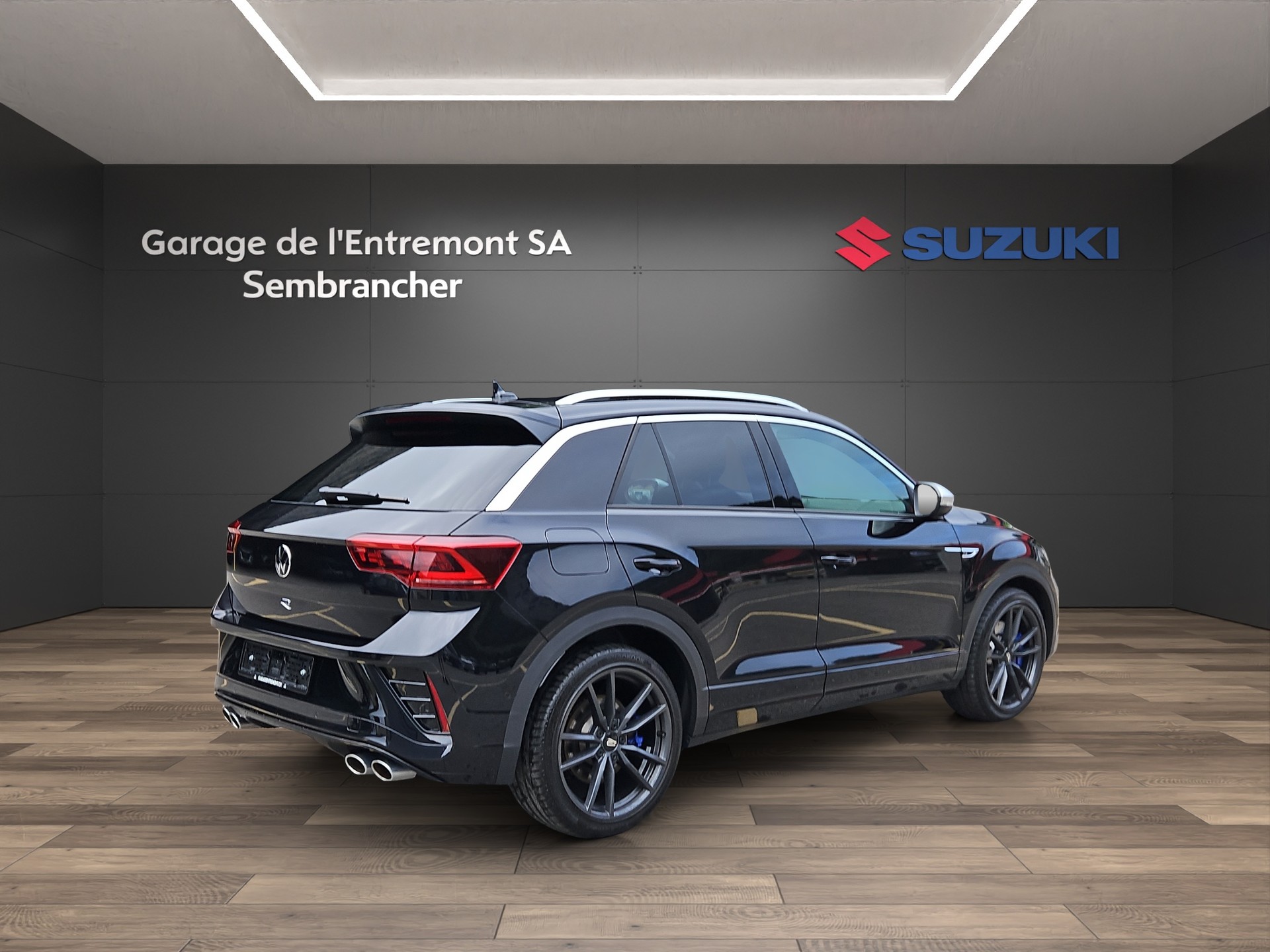 VW T-Roc 2.0 TSI R DSG 4Motion-image-5