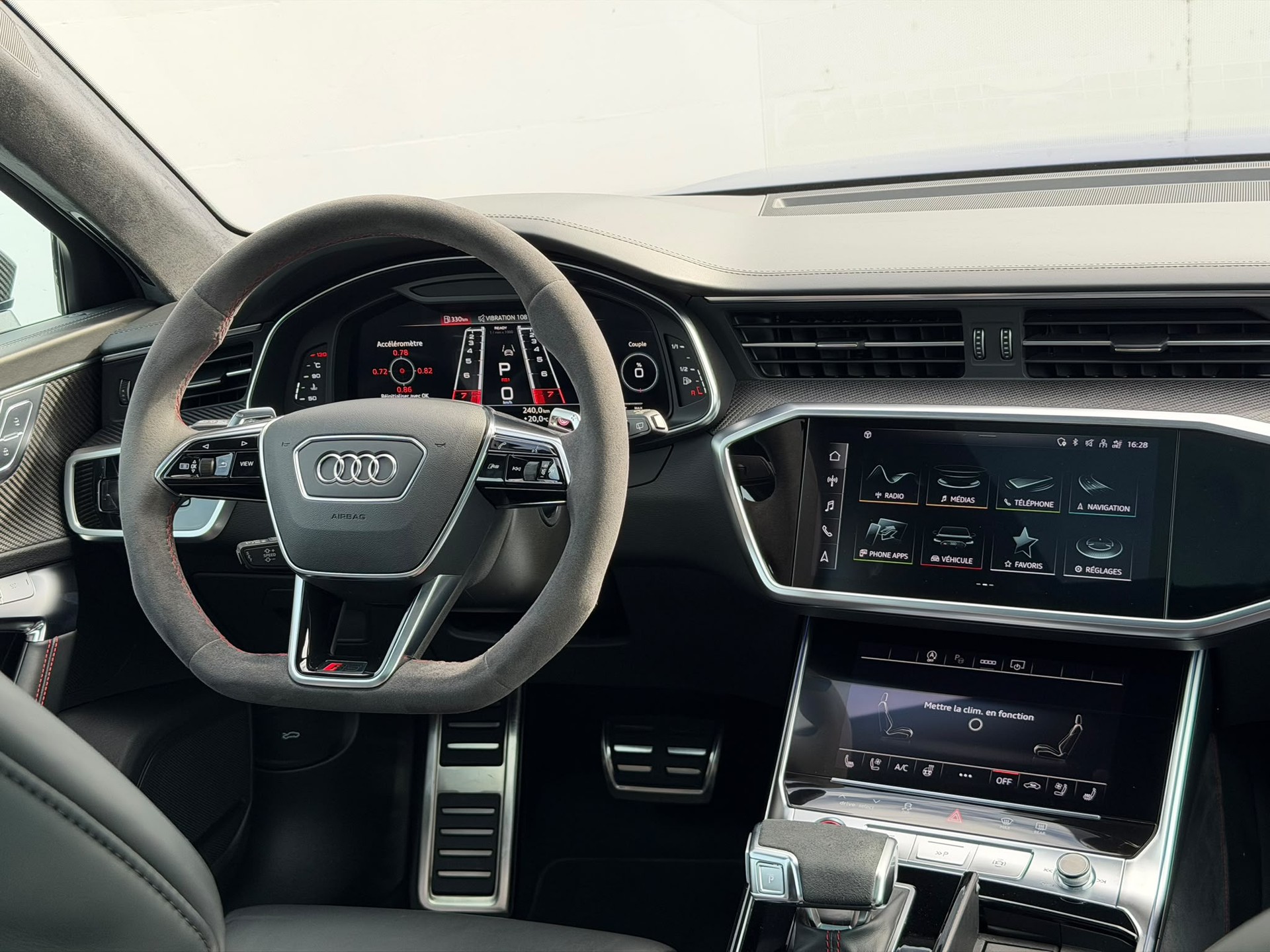 AUDI RS6 Avant 4.0 TFSI V8 quattro-image-10