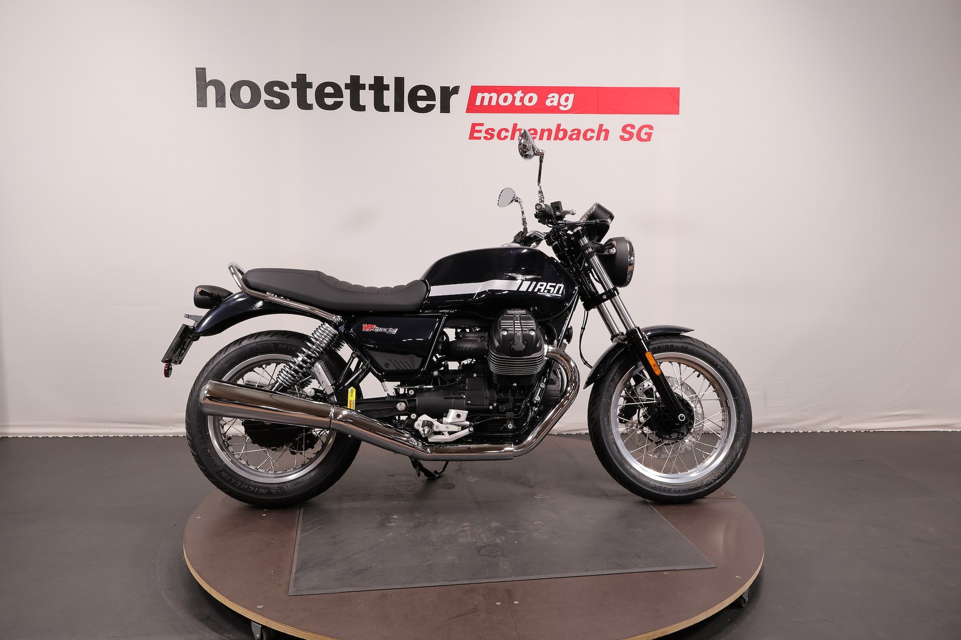MOTO GUZZI V7 850 Special-showroom-element-1