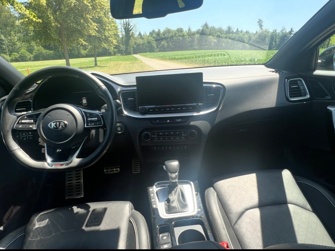 KIA 1.5 T-GDi MHEV GT-Line-image-3