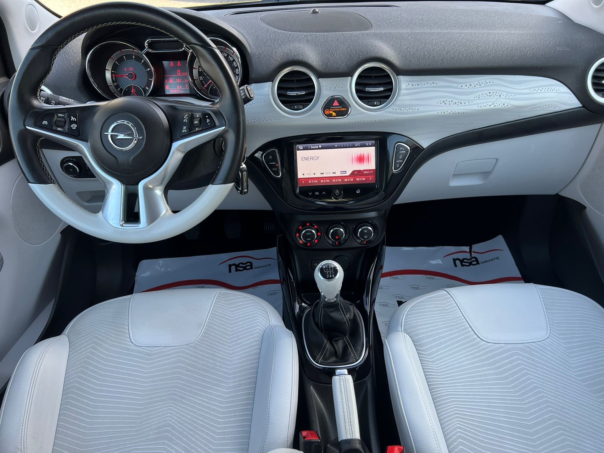 OPEL Adam 1.0 ecoFLEX Turbo ROCKS-image-8