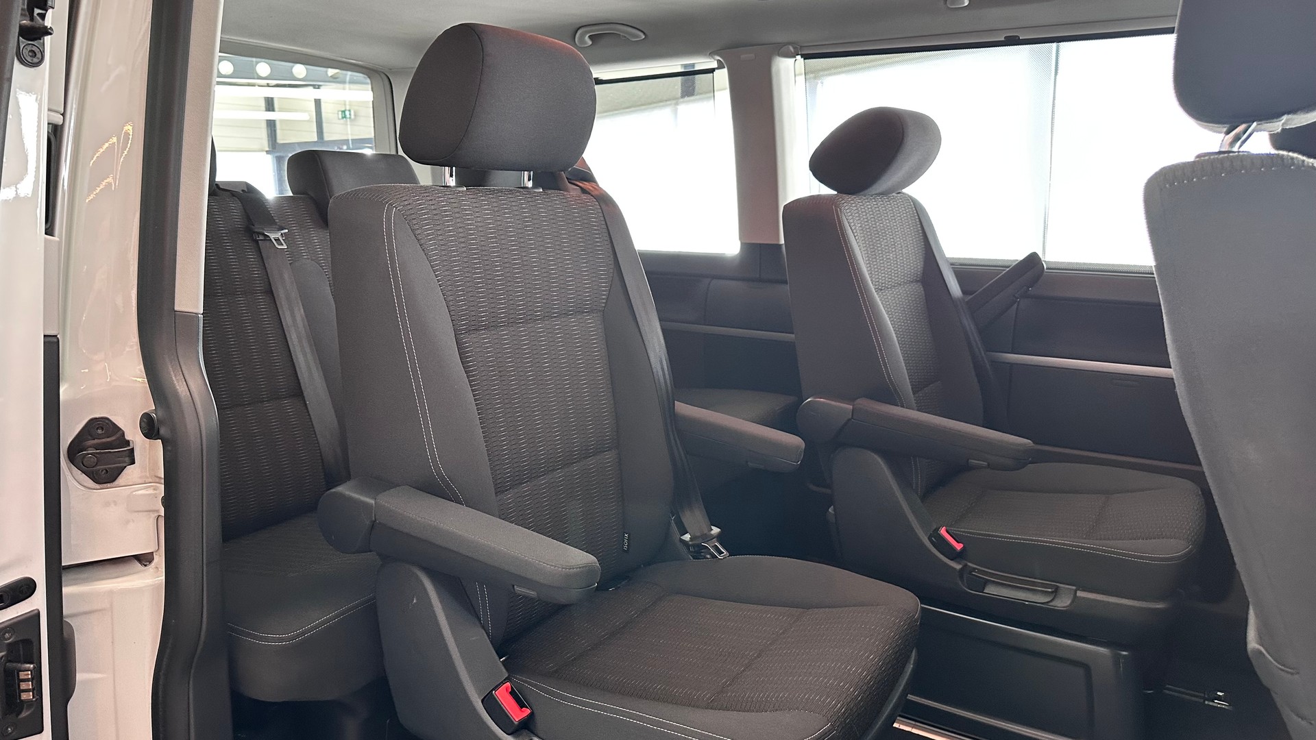 VW T6 Multivan 2.0 TDI 199 Comfortline DSG-image-6
