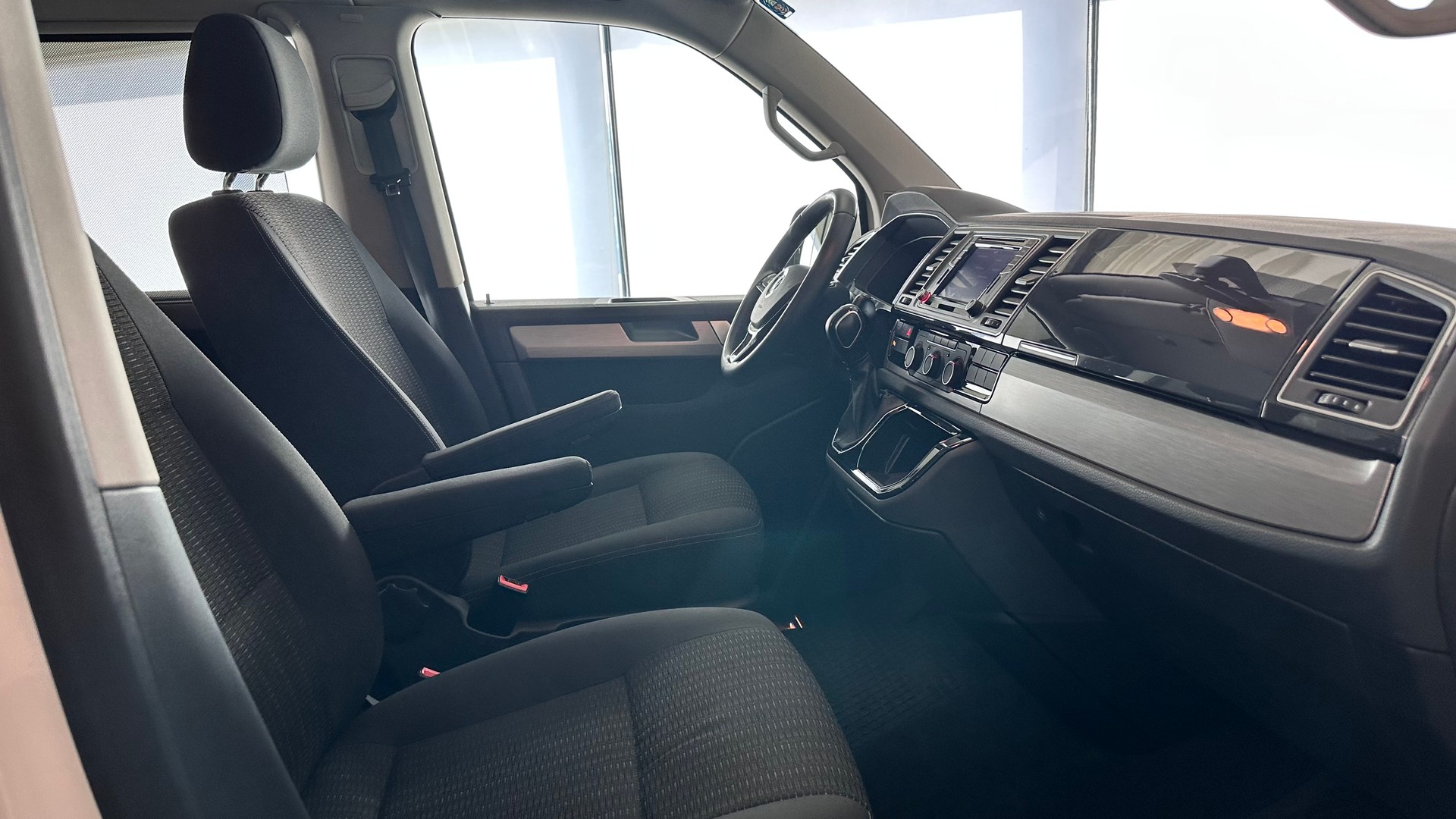 VW T6 Multivan 2.0 TDI 199 Comfortline DSG-image-3
