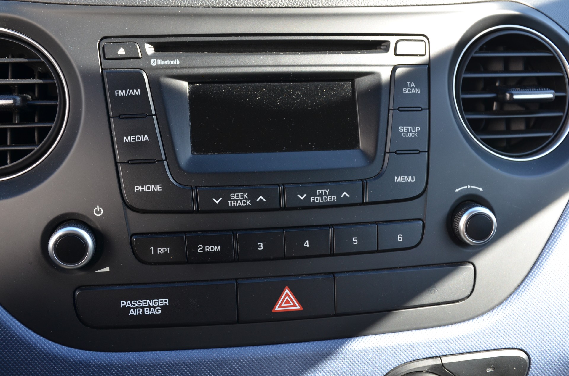 HYUNDAI i10 1.0 Style-image-26