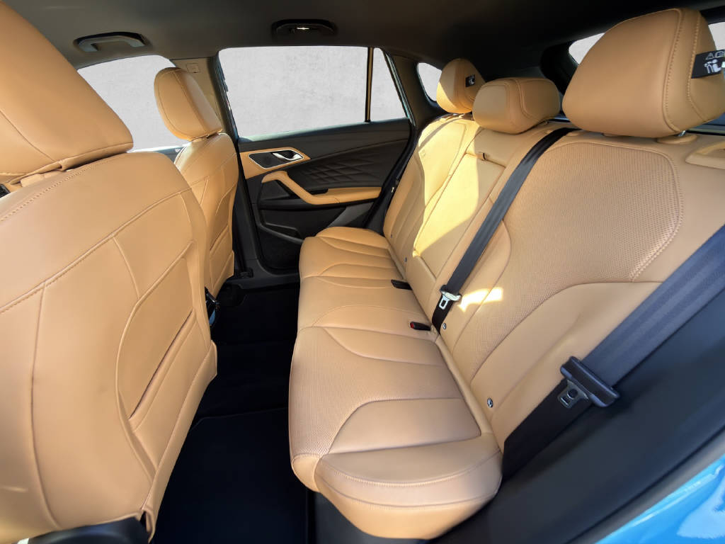 MG HS 1.5 Hybrid Luxury-image-6