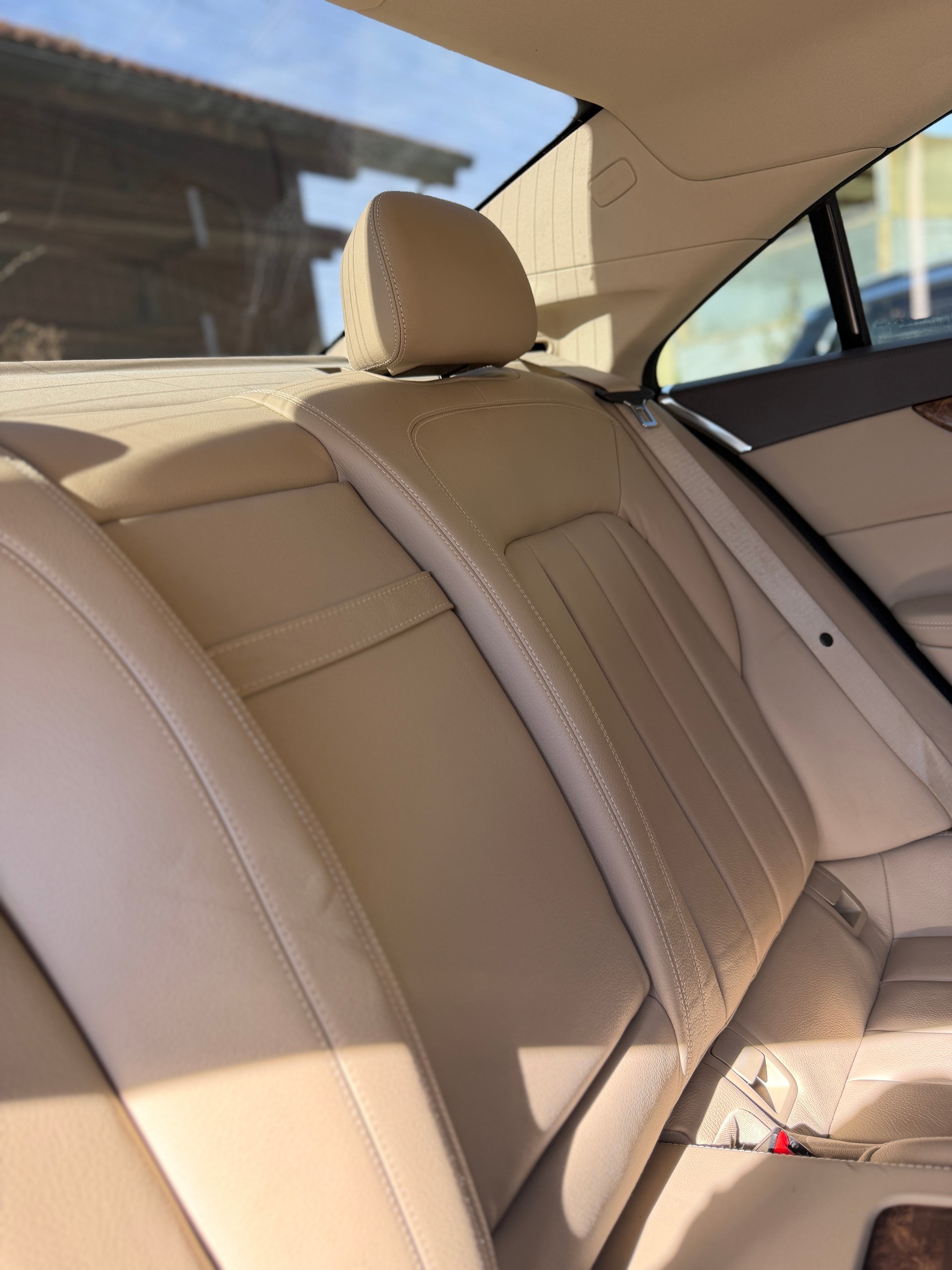MERCEDES-BENZ CLS 350 CDI 4Matic 7G-Tronic-image-23