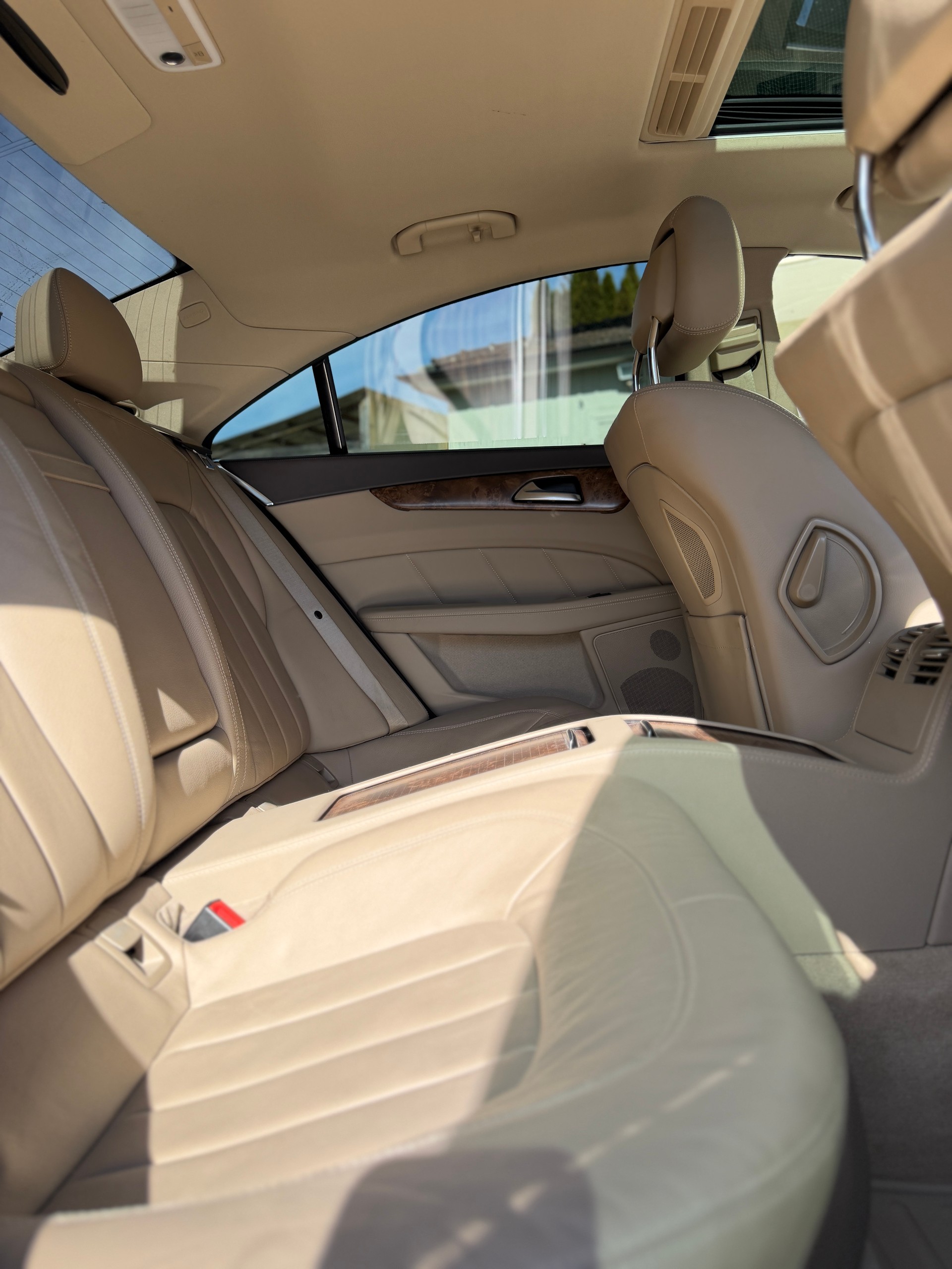 MERCEDES-BENZ CLS 350 CDI 4Matic 7G-Tronic-image-9