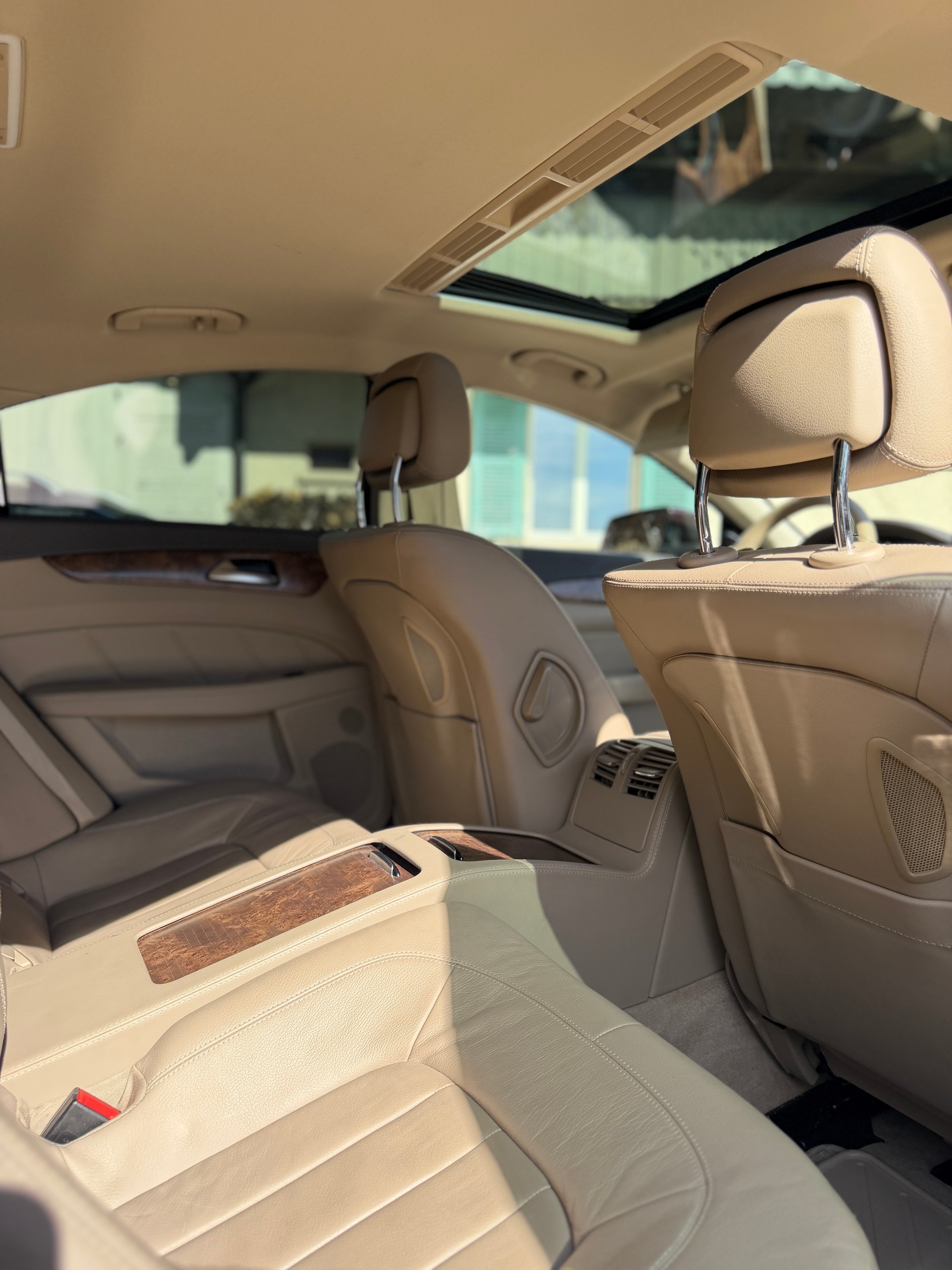 MERCEDES-BENZ CLS 350 CDI 4Matic 7G-Tronic-image-6