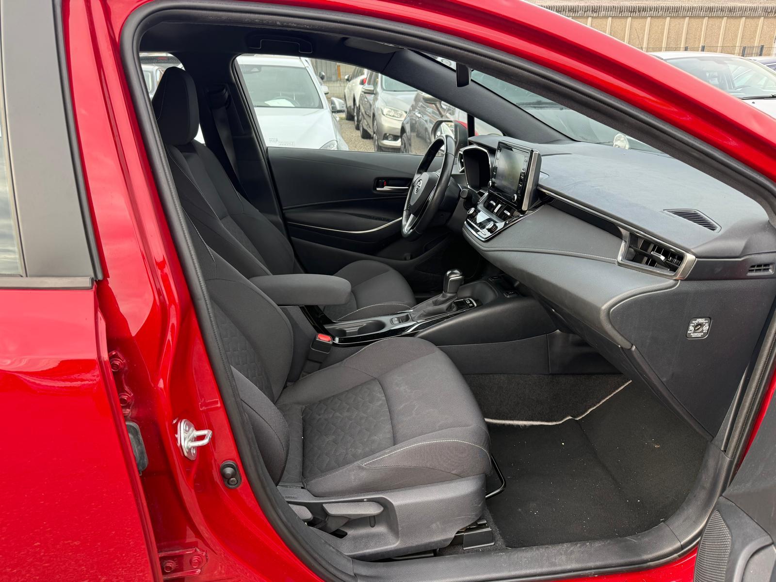 TOYOTA Corolla Touring Sports 1.8 HSD Comfort-image-8