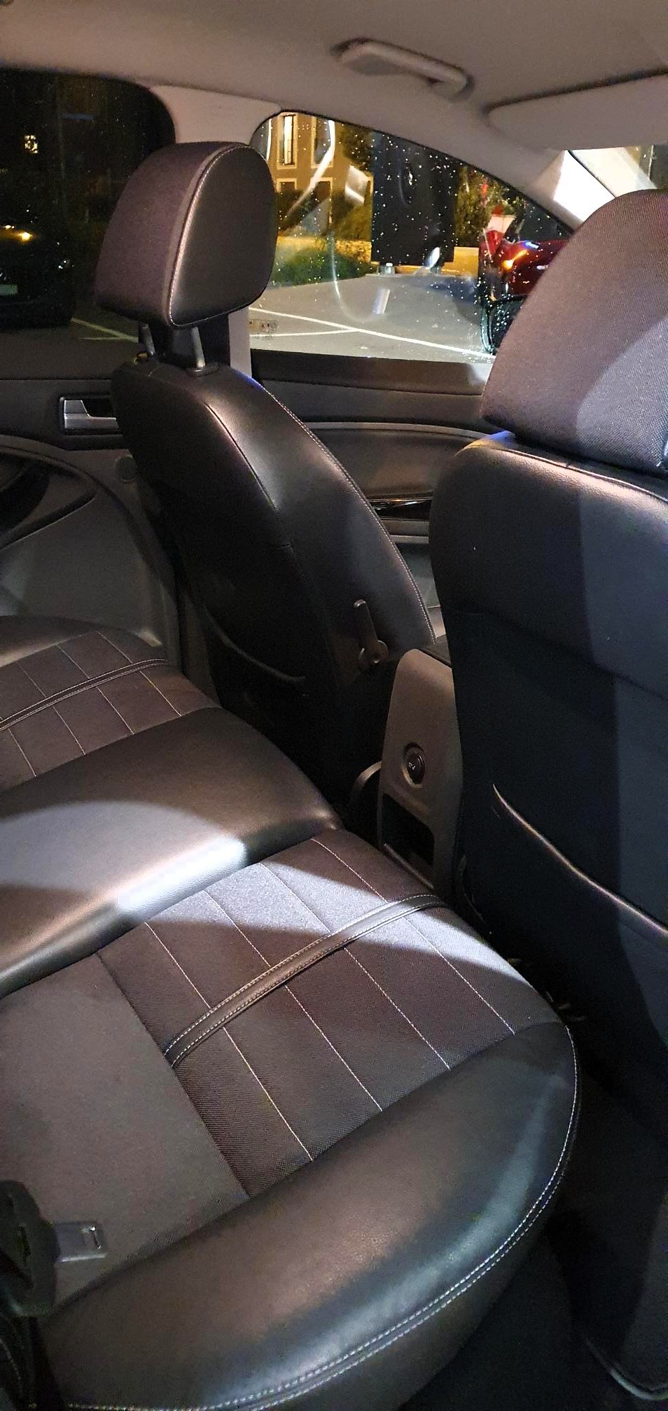 FORD Kuga 2.0 TDCi Titanium 4WD-image-7