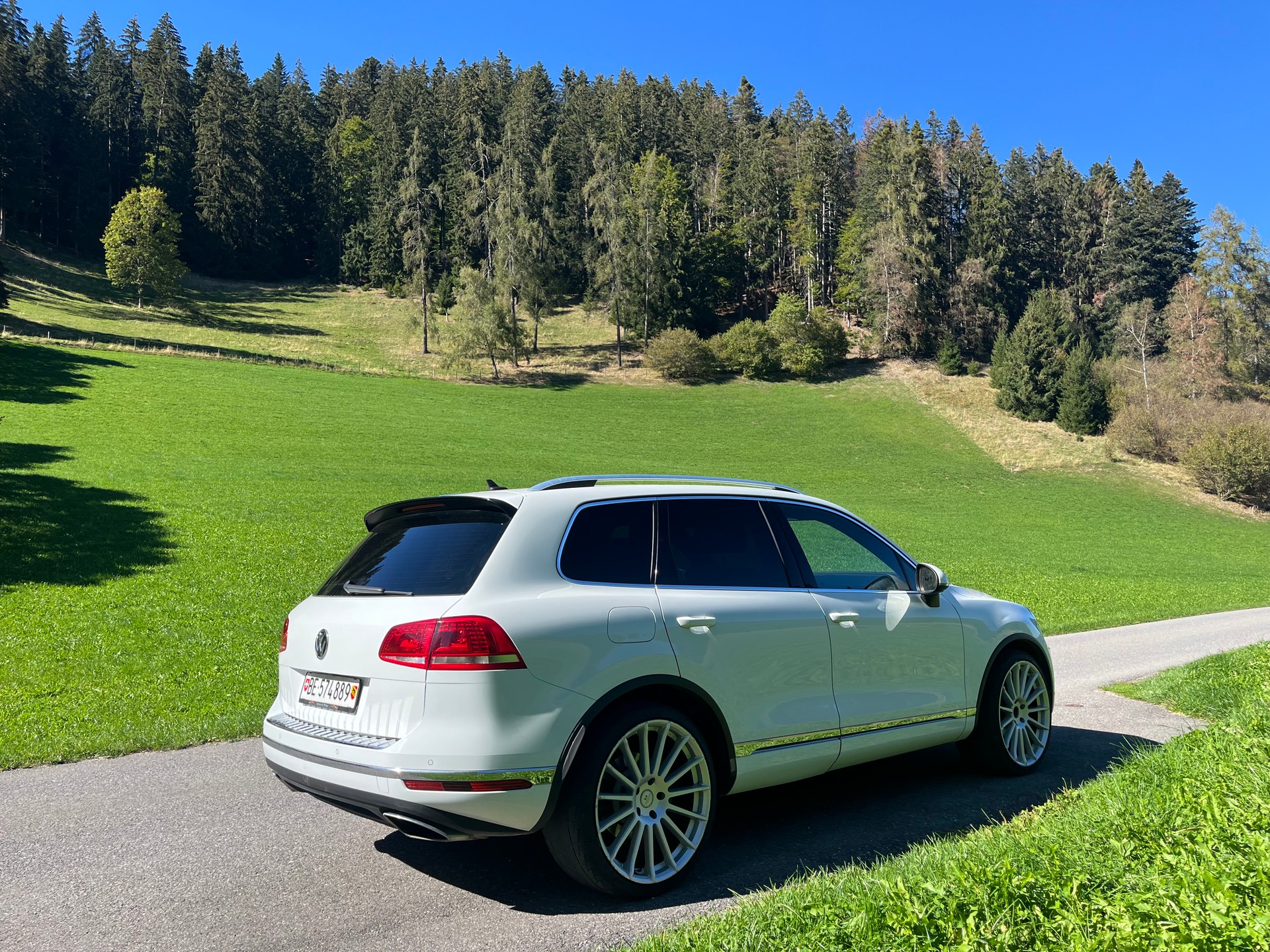 VW 3.0 V6 TDI 262 BlueMT-image-2