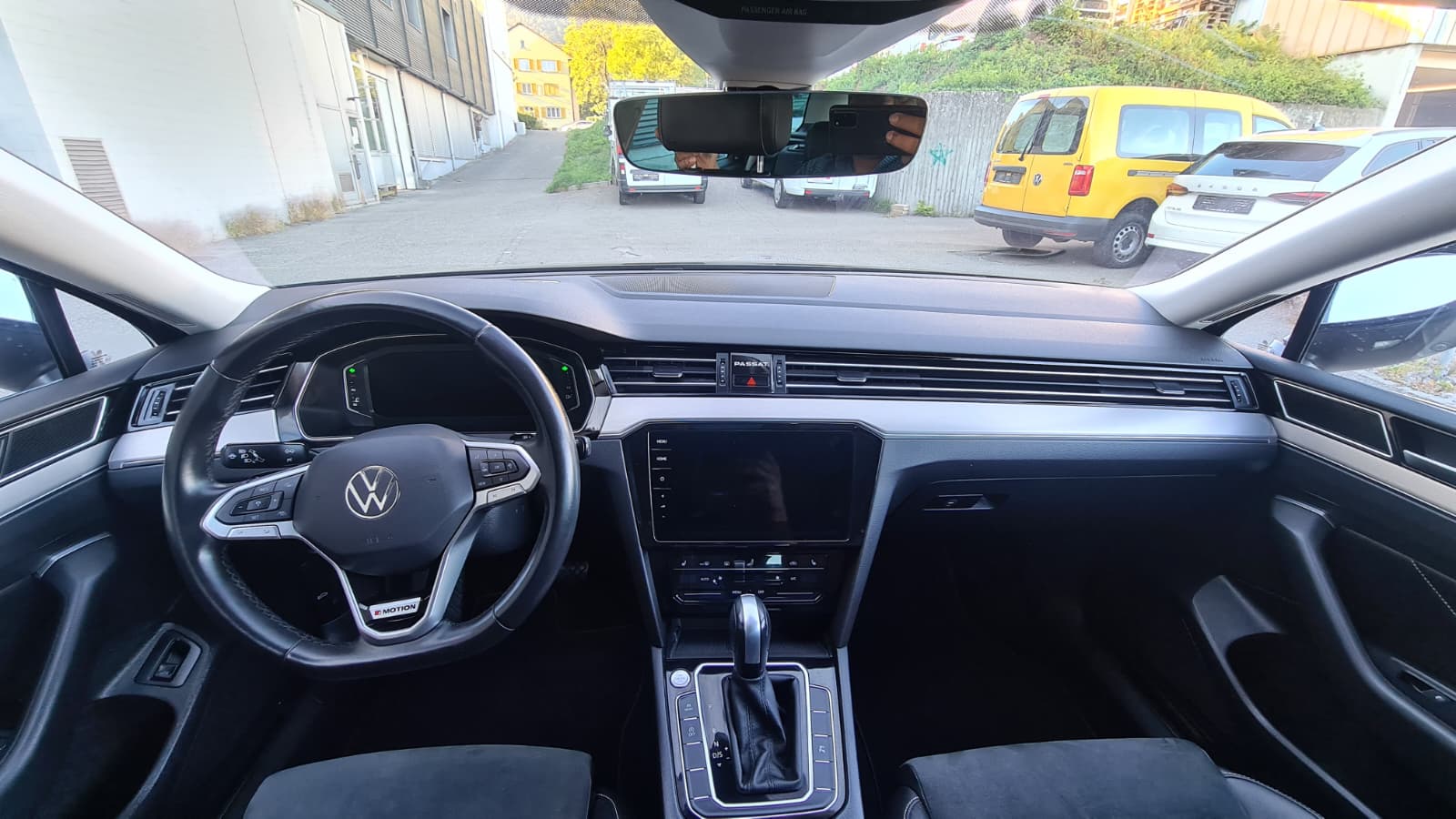 VW Passat Teil-2.0 TDI BMT Elegance 4Motion DSG ** Teil-Leder ** Gr-Navi **RF-Kamera 360° ** Anh-Kupplung ** Frisch Ab MFK **-image-16