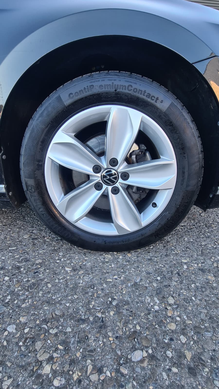 VW Passat Teil-2.0 TDI BMT Elegance 4Motion DSG ** Teil-Leder ** Gr-Navi **RF-Kamera 360° ** Anh-Kupplung ** Frisch Ab MFK **-image-21